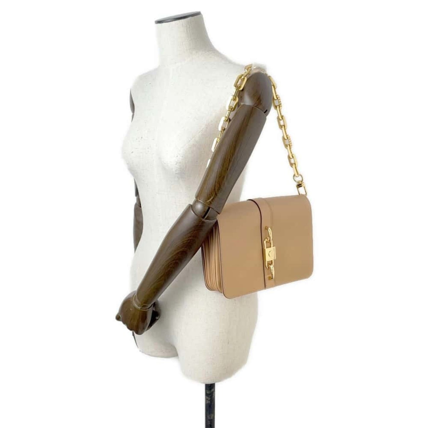 Louis Vuitton Camel Leather Shoulder Bag