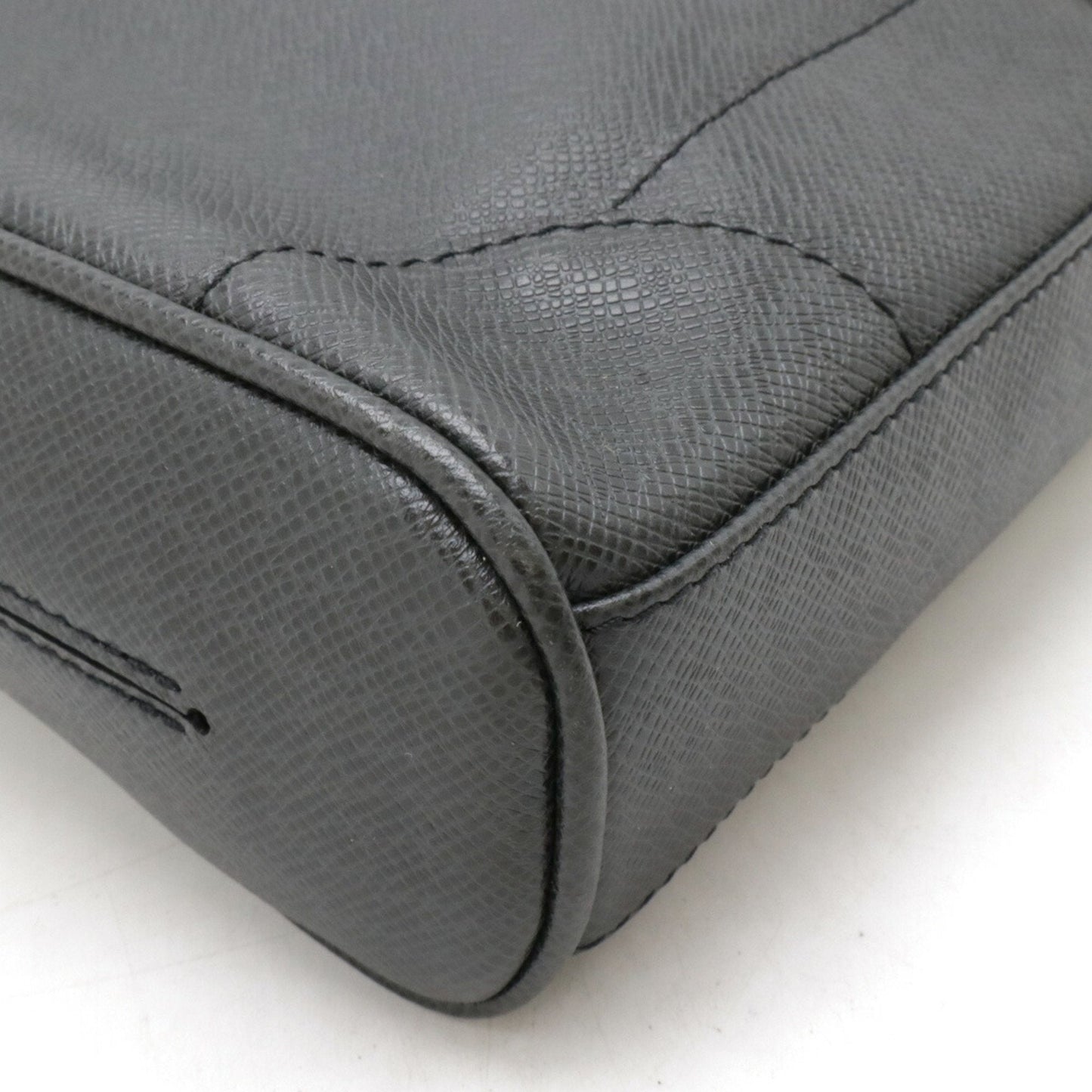 Louis Vuitton Ardoise Black Taiga Leather Shoulder Bag