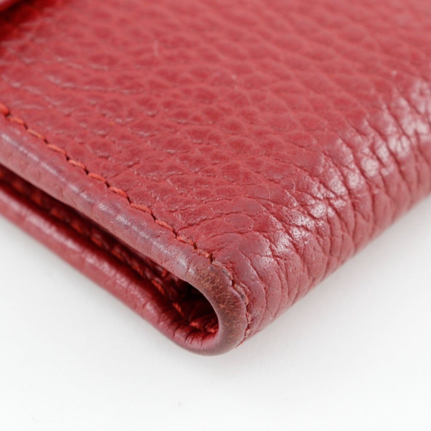 Gucci Red Color Leather Wallet (Bi-Fold)