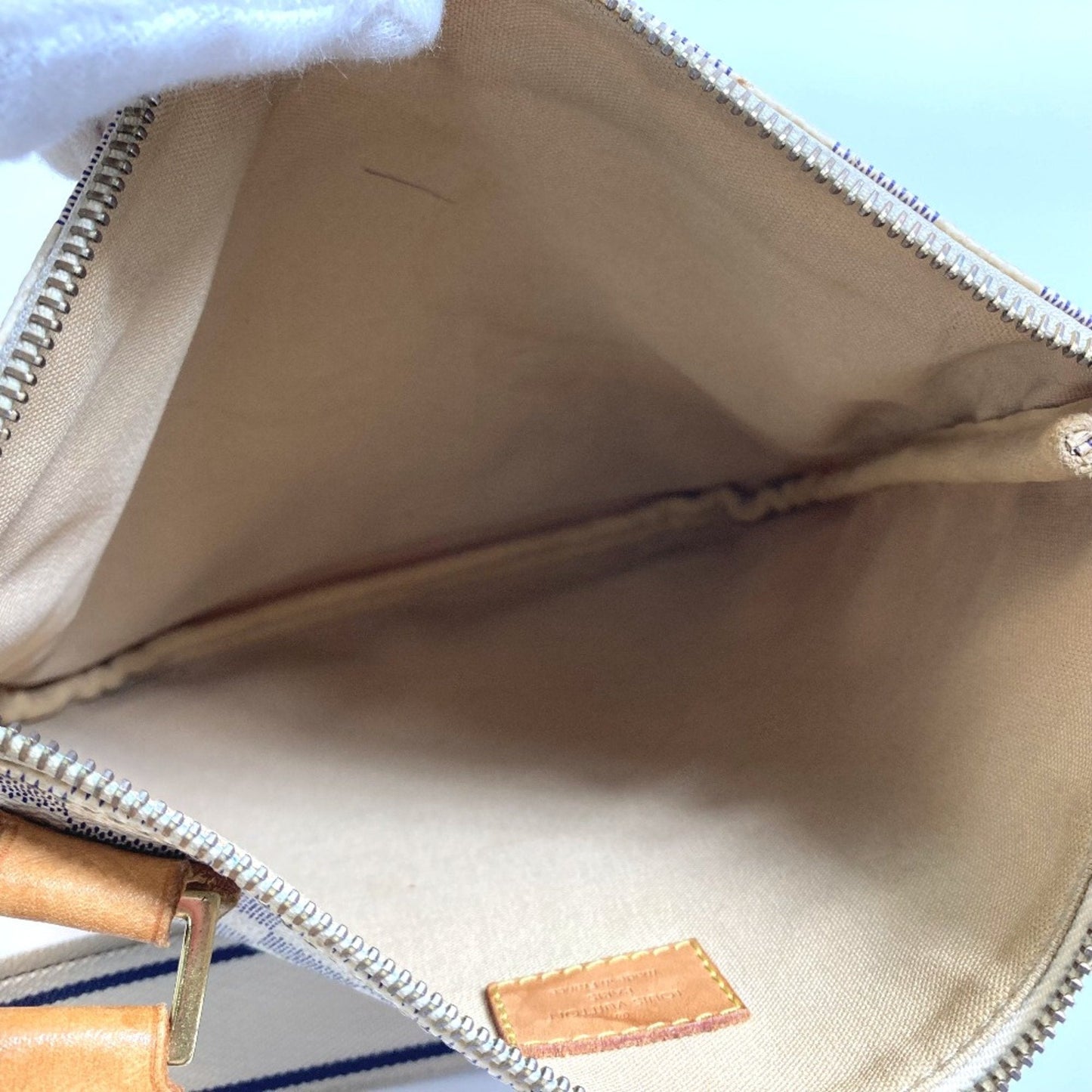 Louis Vuitton White Other Shoulder Bag