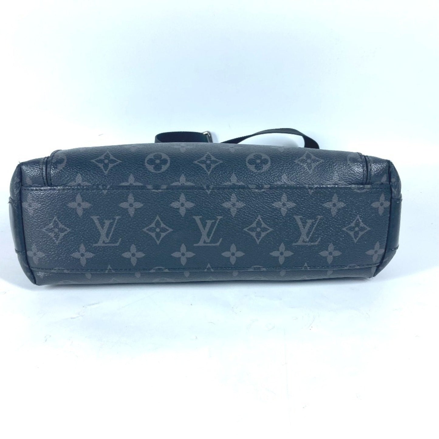 Louis Vuitton Black Monogram Eclipse Messenger Bag Shoulder Bag