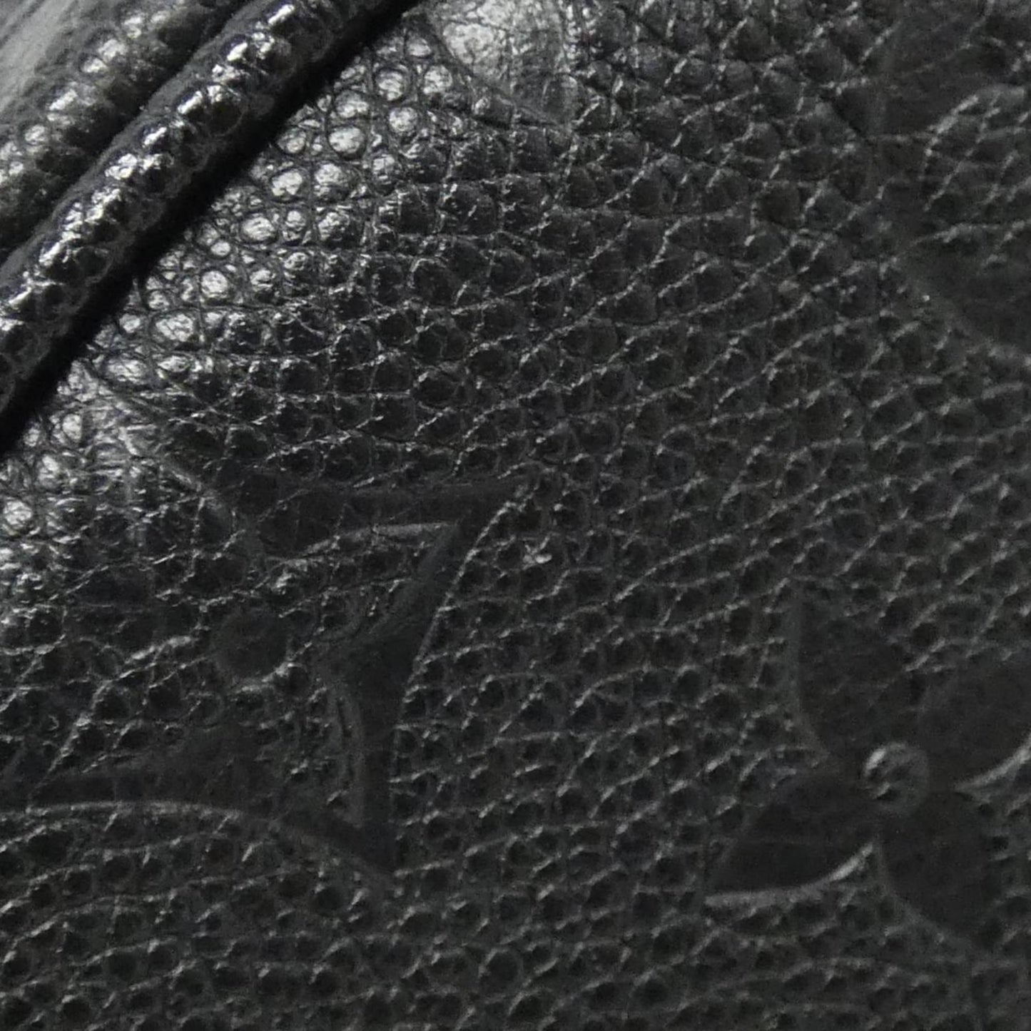 Louis Vuitton Black Leather Shoulder Bag