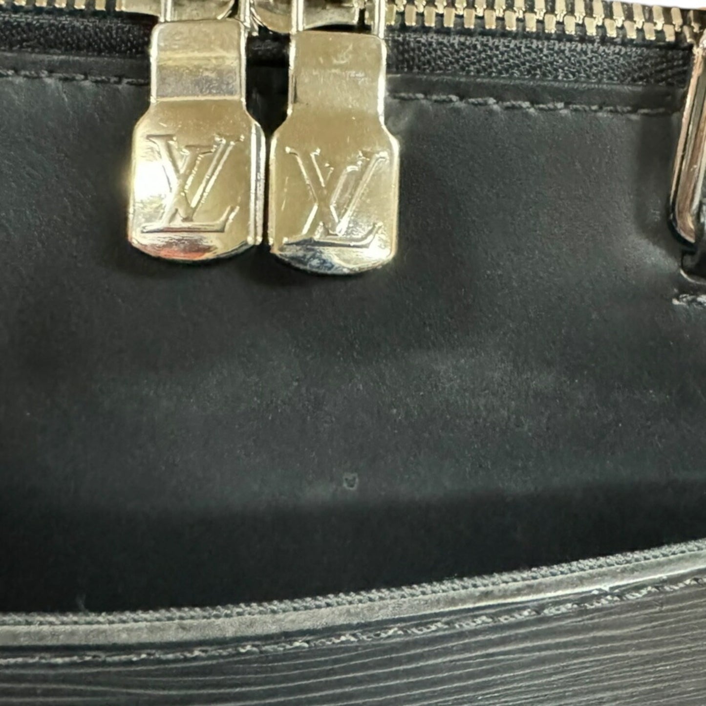 Louis Vuitton Black Epi Leather Shoulder Bag