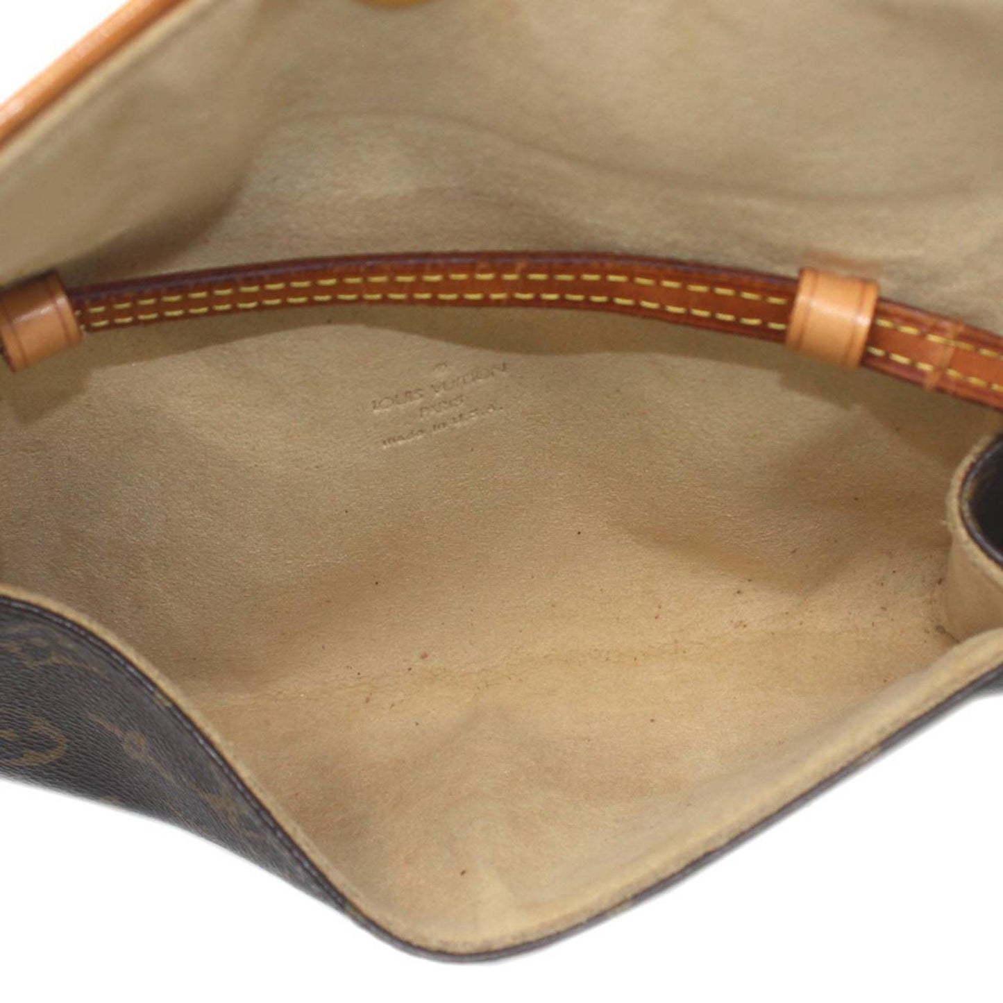 Louis Vuitton Monogram Monogram Monogram Pochette Shoulder Bag