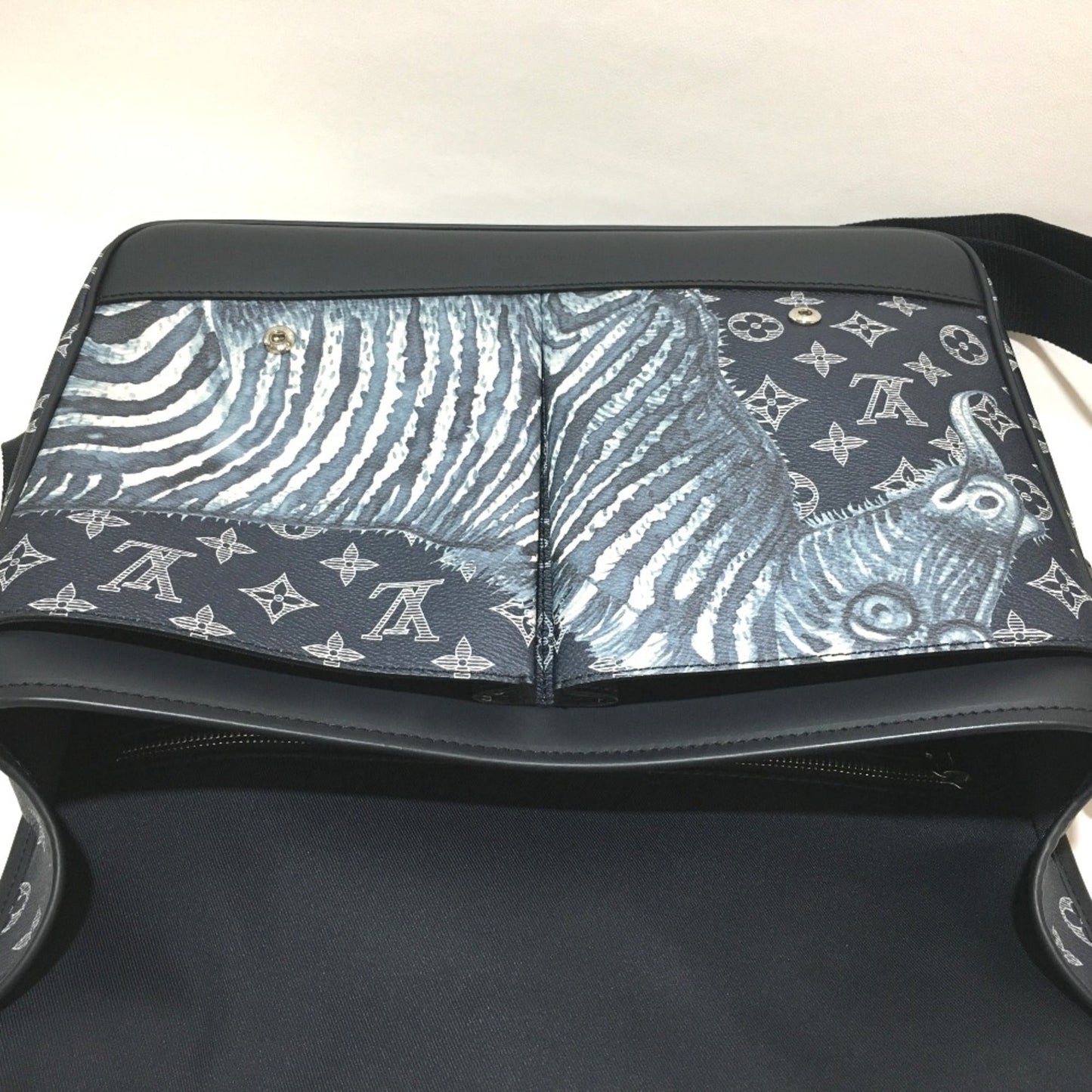Louis Vuitton Navy Other Shoulder Bag
