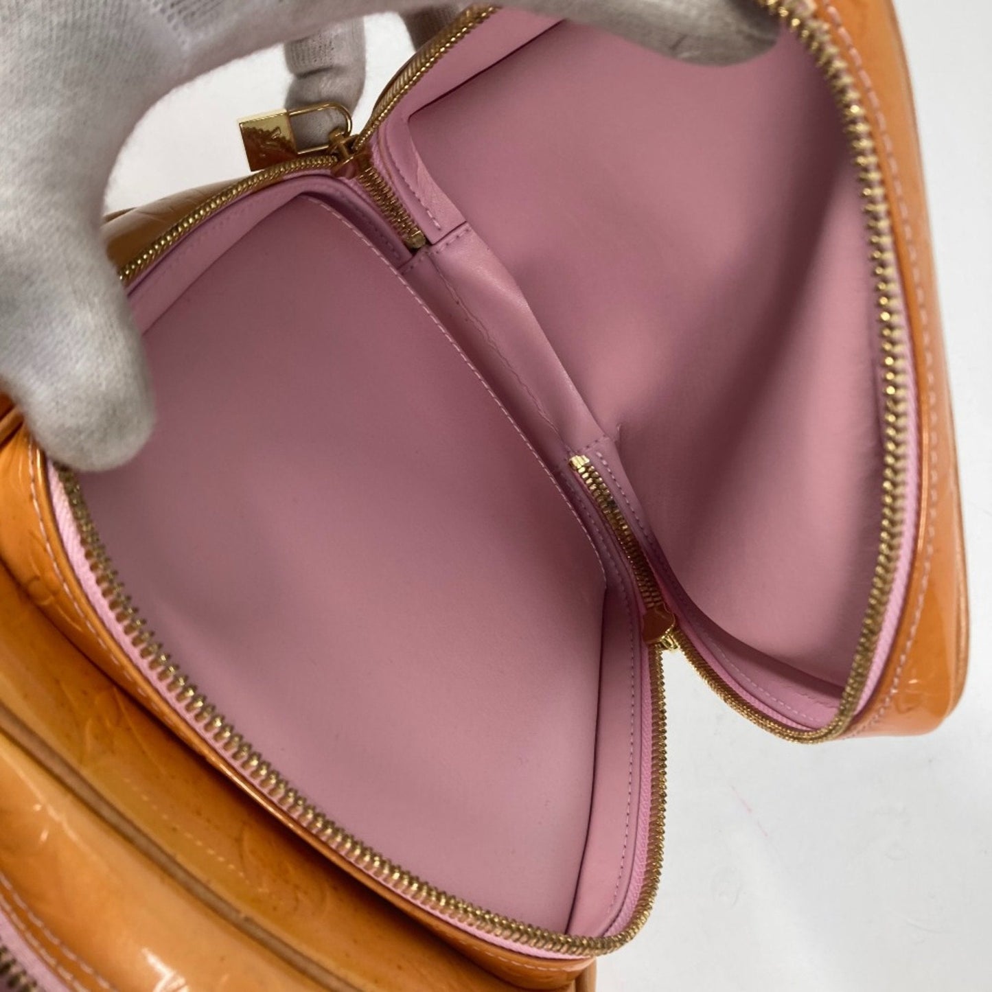 Louis Vuitton Pink Other Shoulder Bag