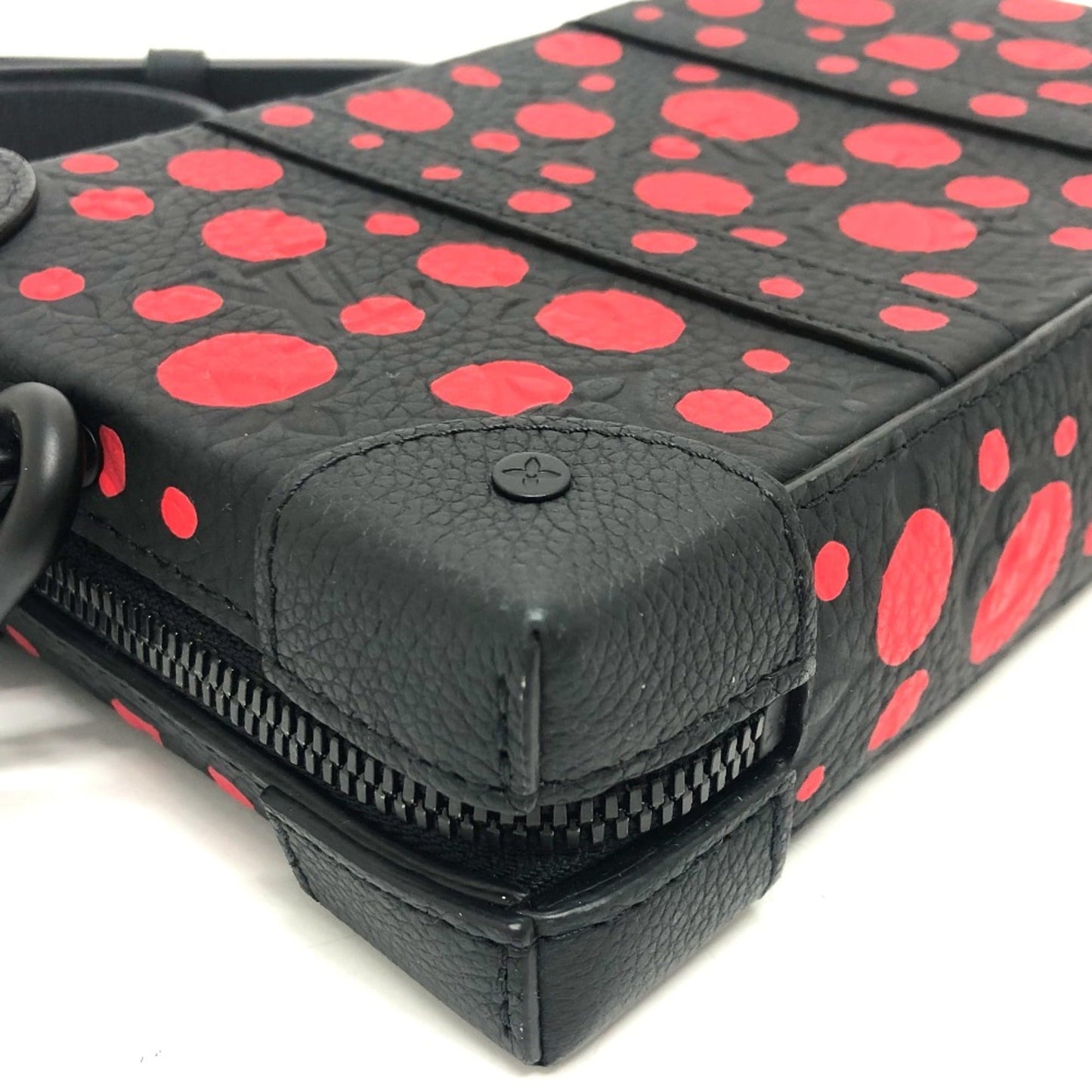 Louis Vuitton Black Leather Shoulder Bag