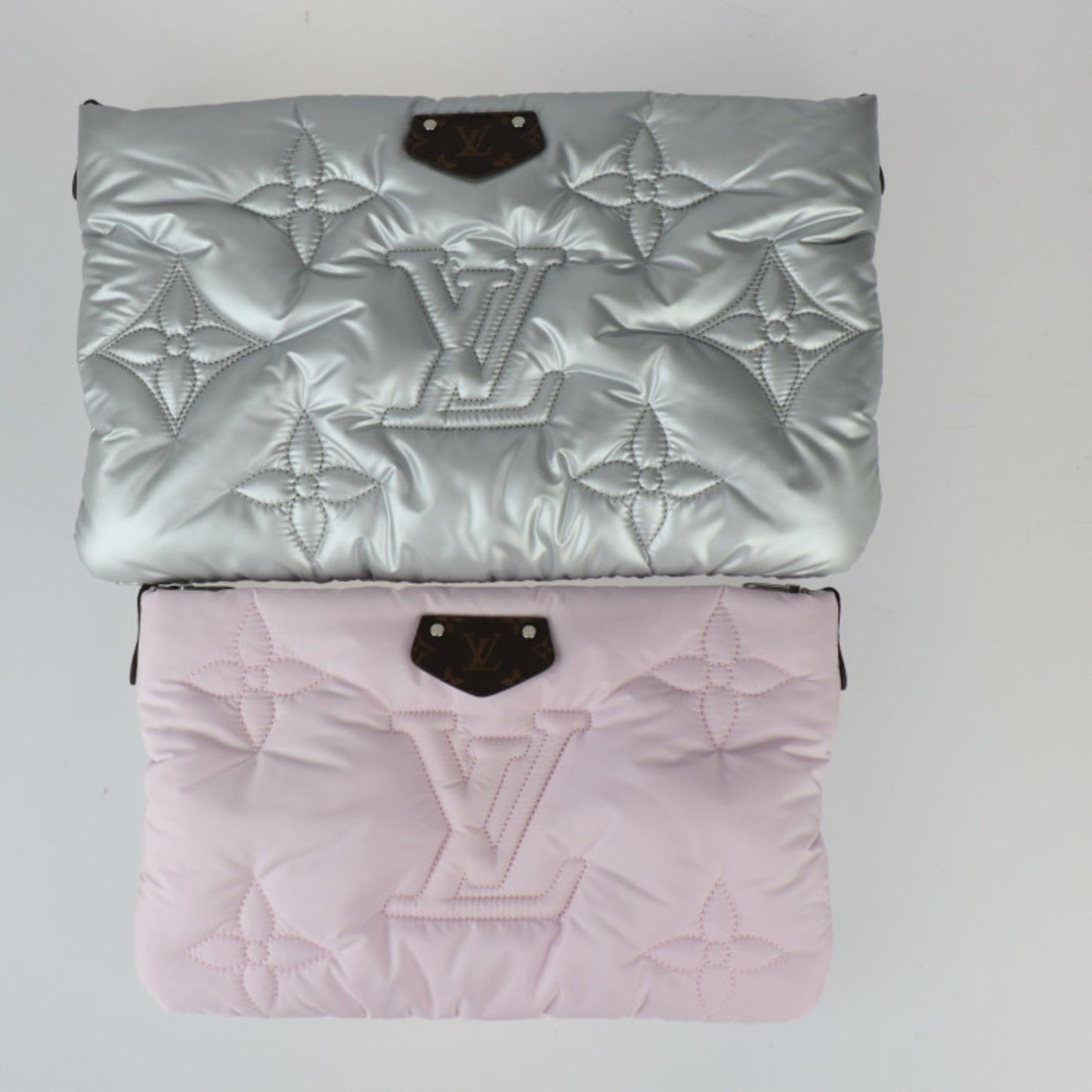 Louis Vuitton Pale Pink Silver Nylon Clutch Bag Handbag Pochette Pouch Shoulder Bag