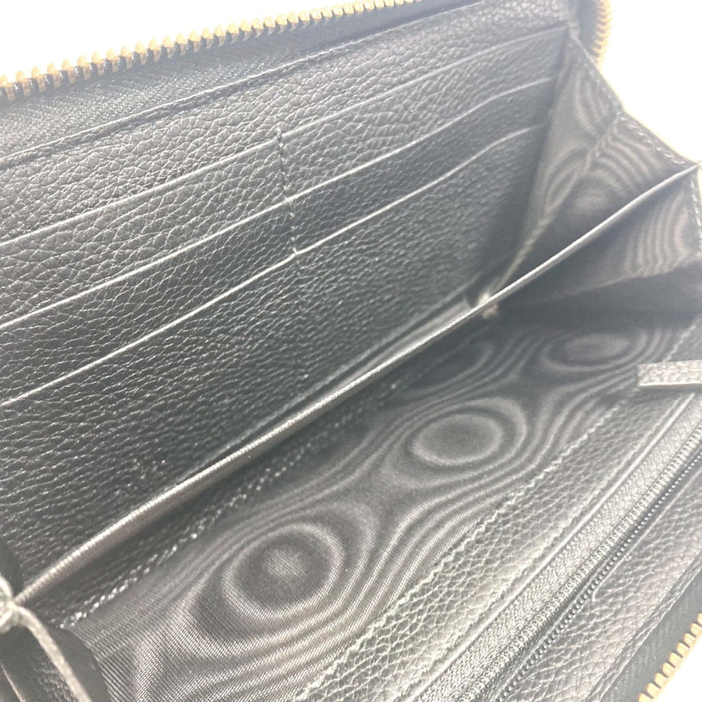 Gucci Black Leather Long Wallet (Bi-Fold)
