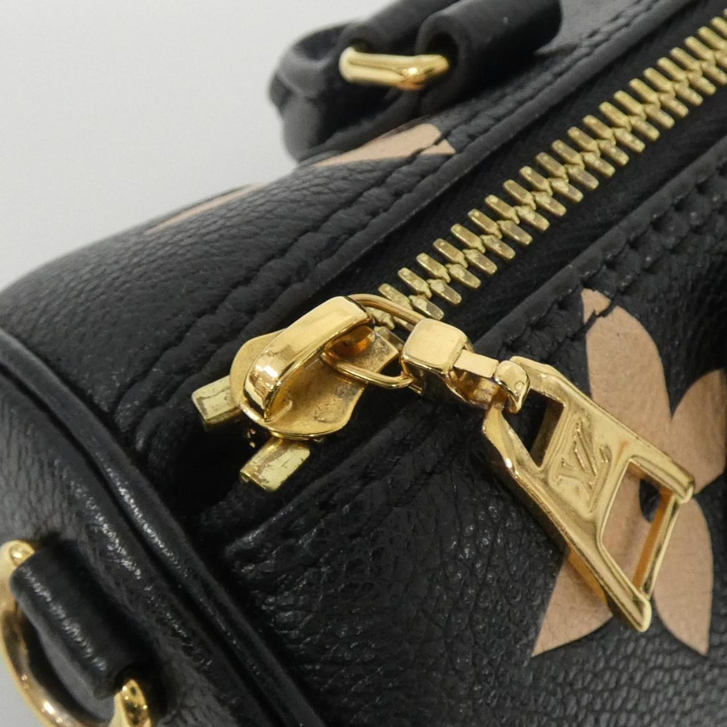 Louis Vuitton Beige Black Leather Shoulder Bag