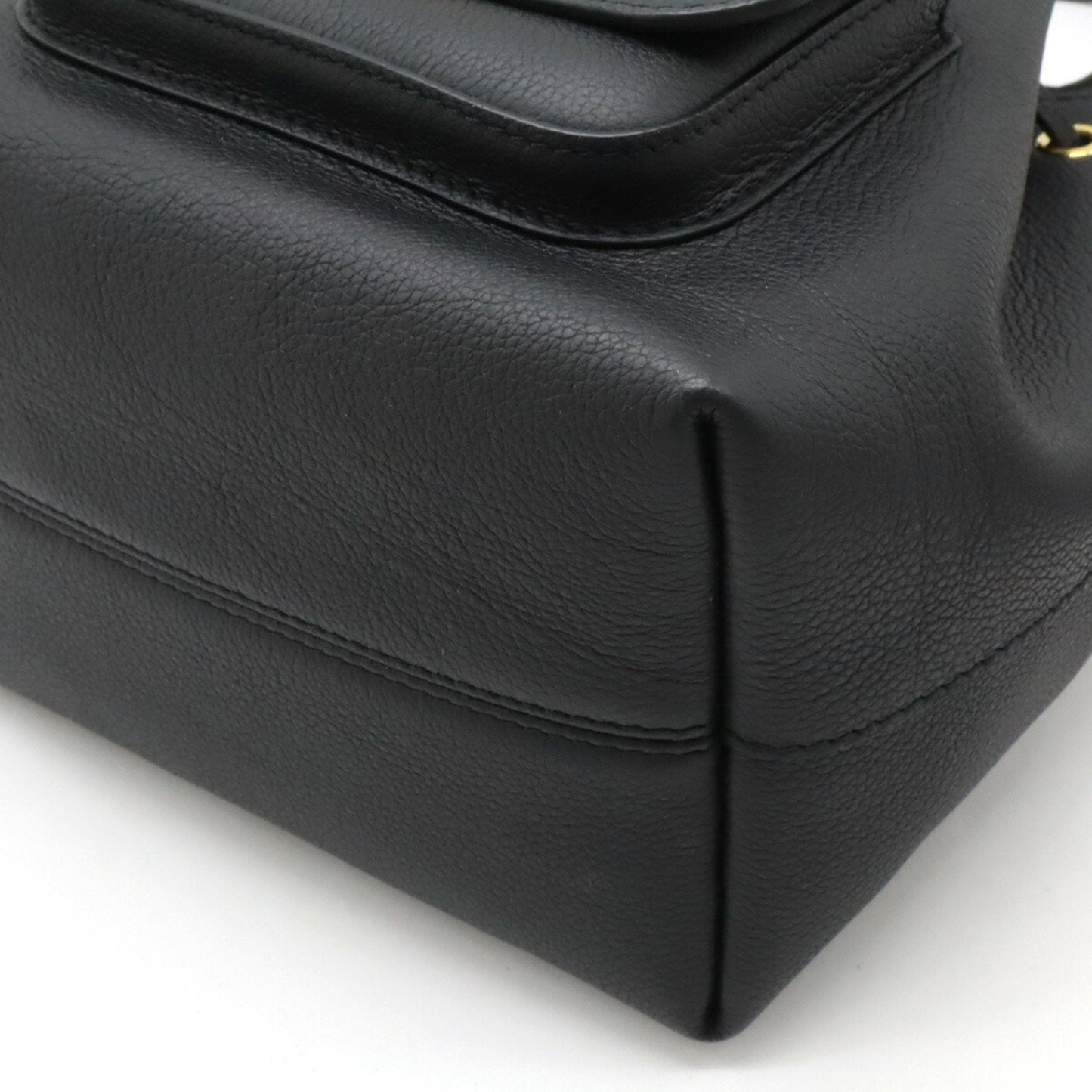 Louis Vuitton Noir Leather Shoulder Bag