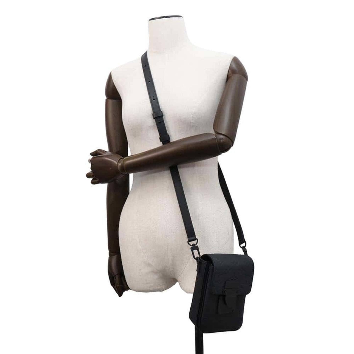 Louis Vuitton Noir Monogram Shoulder Bag