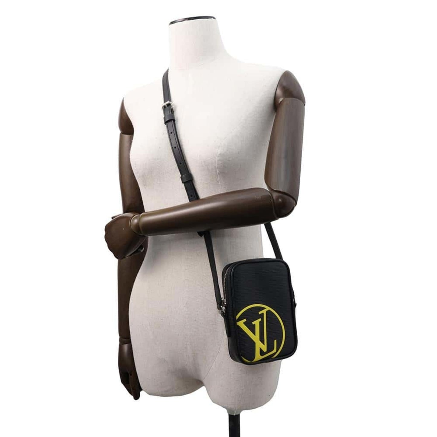 Louis Vuitton Noir Epi Leather Shoulder Bag