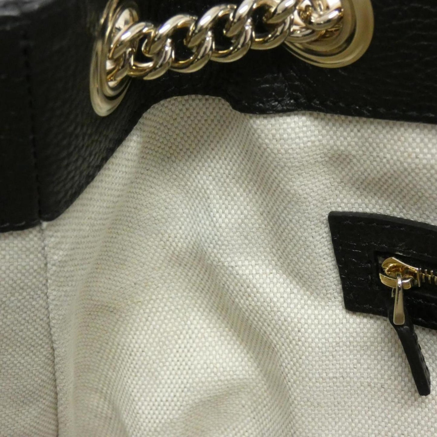Gucci Black Leather Shoulder Bag