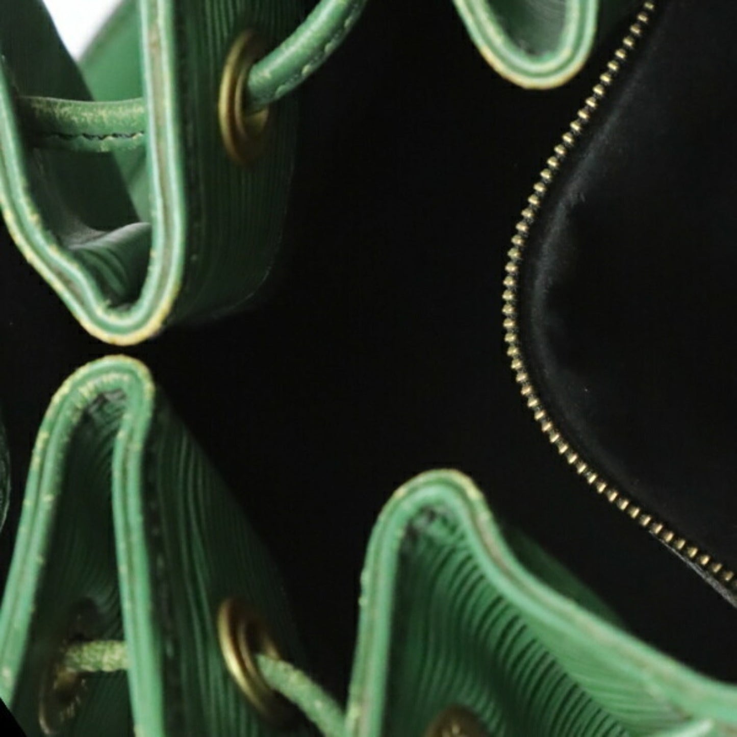 Louis Vuitton Borneo Green Epi Leather Shoulder Bag