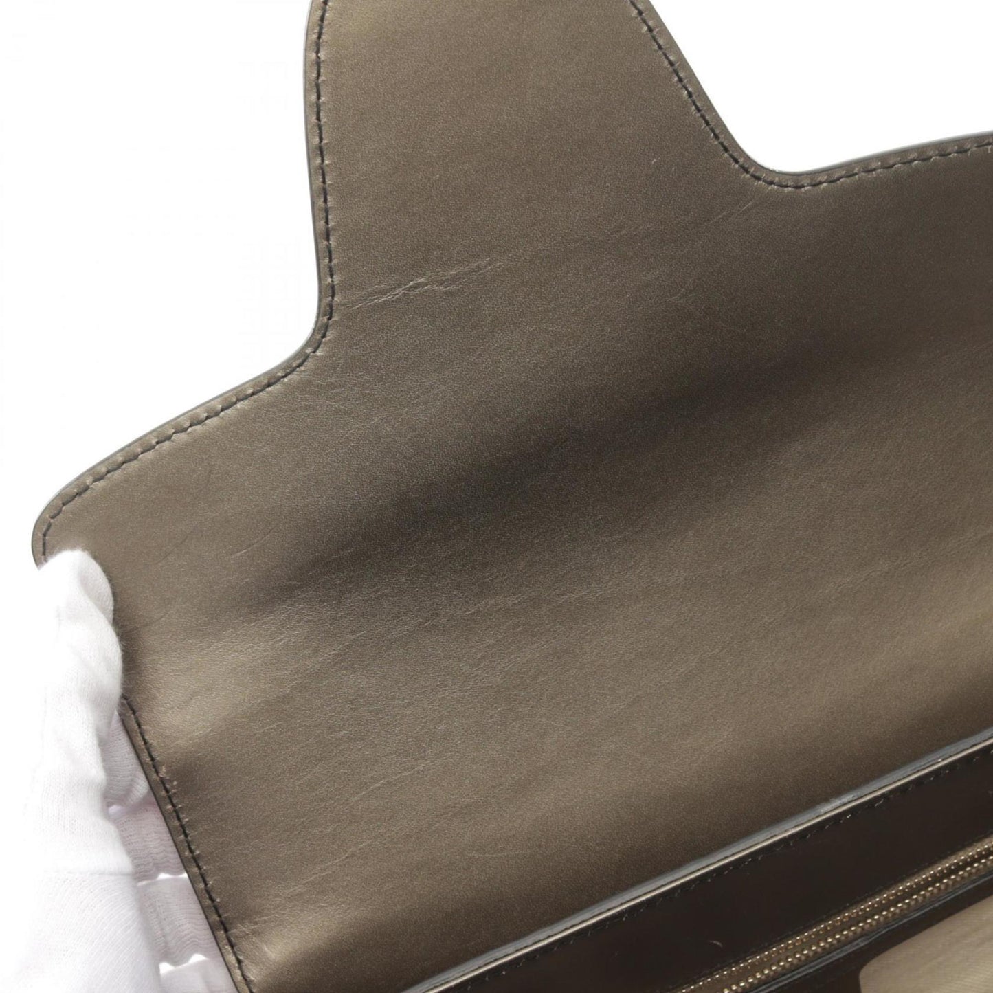 Gucci Silver Patent Leather Shoulder Bag
