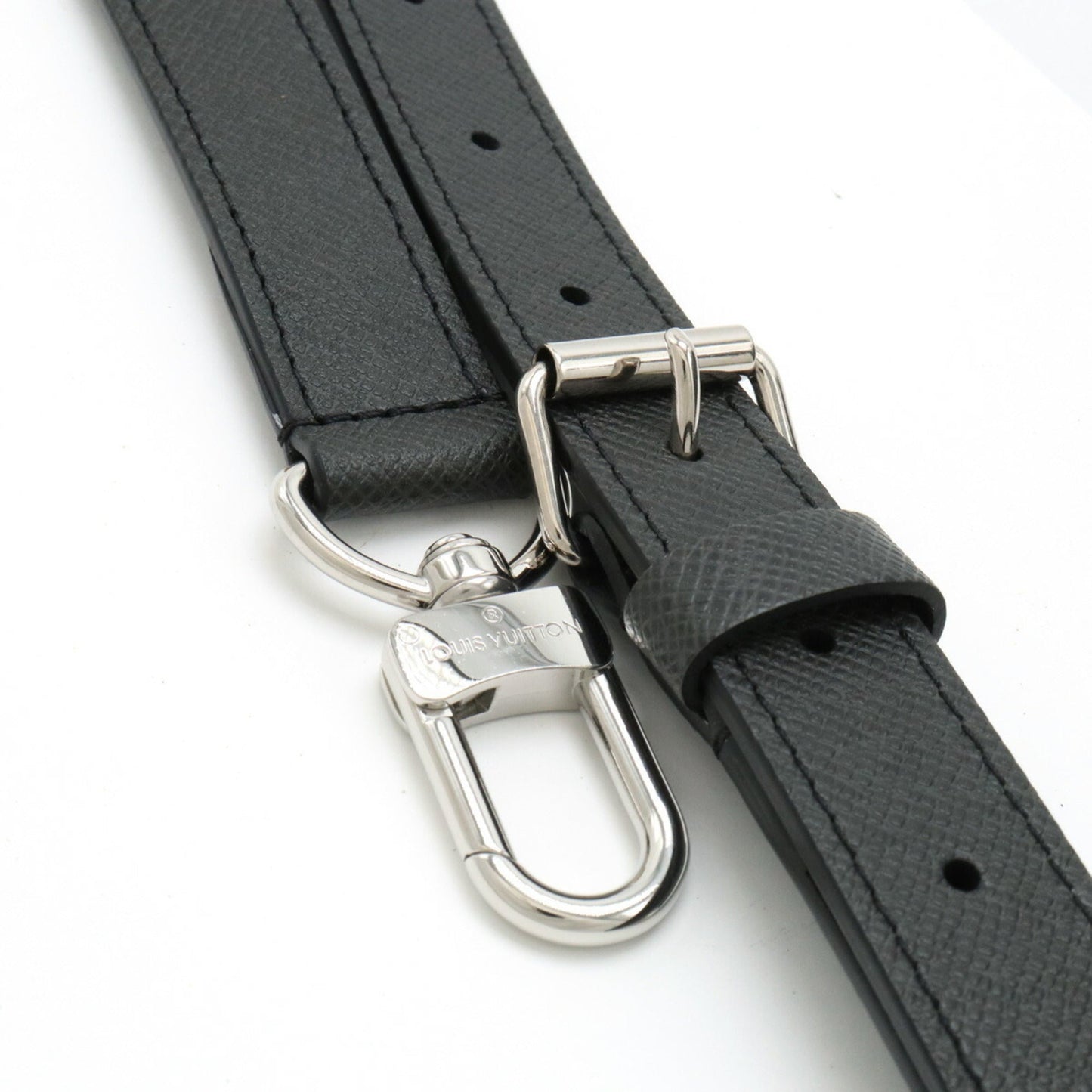 Louis Vuitton Ardoise Black Taiga Leather Shoulder Bag