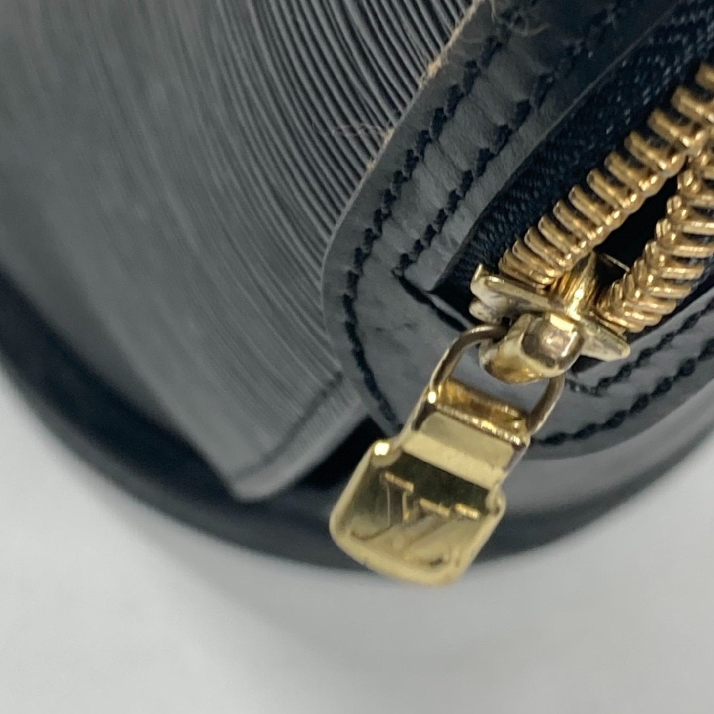 Louis Vuitton Black Epi Leather Shoulder Bag Tote Bag