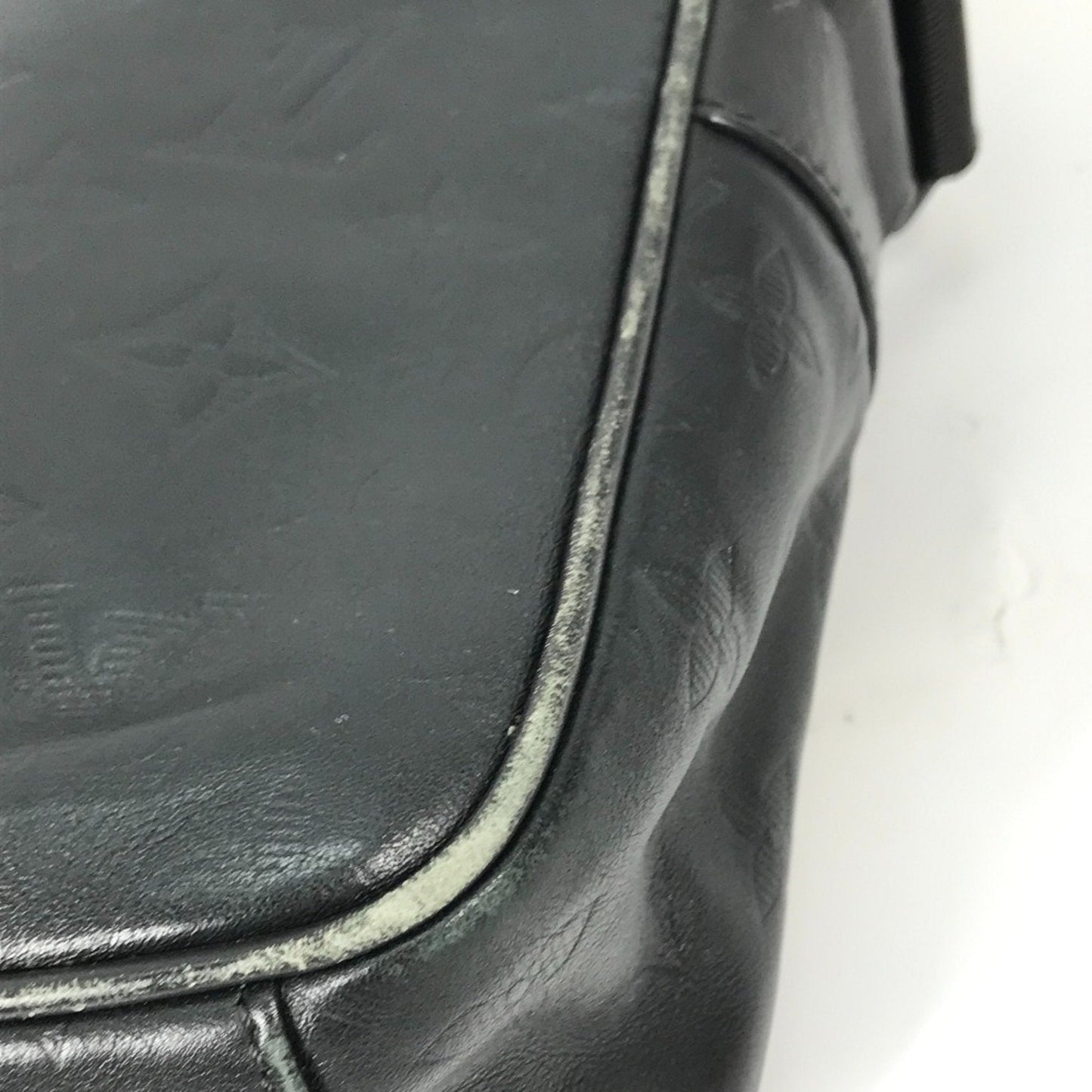 Louis Vuitton Black Leather Shoulder Bag