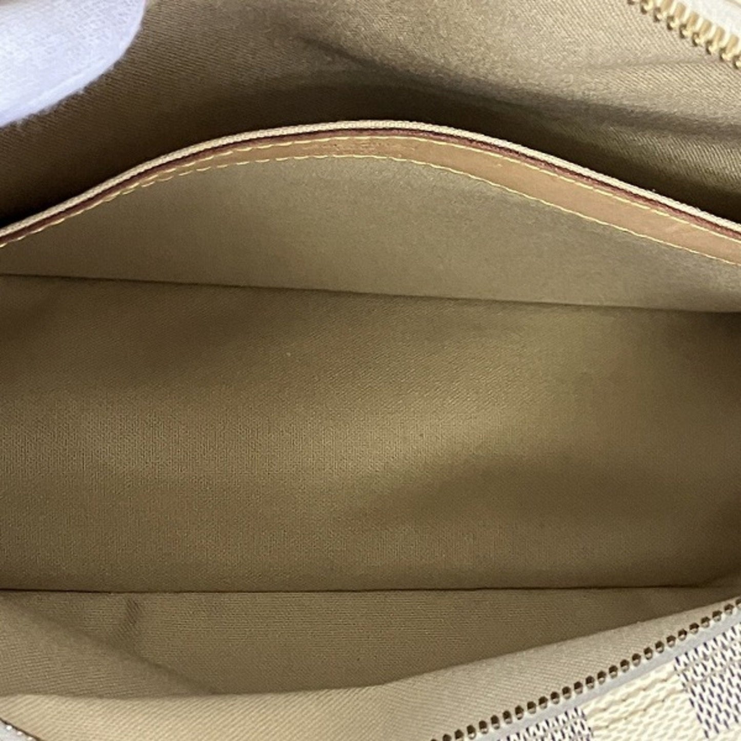 Louis Vuitton White Shoulder Bag