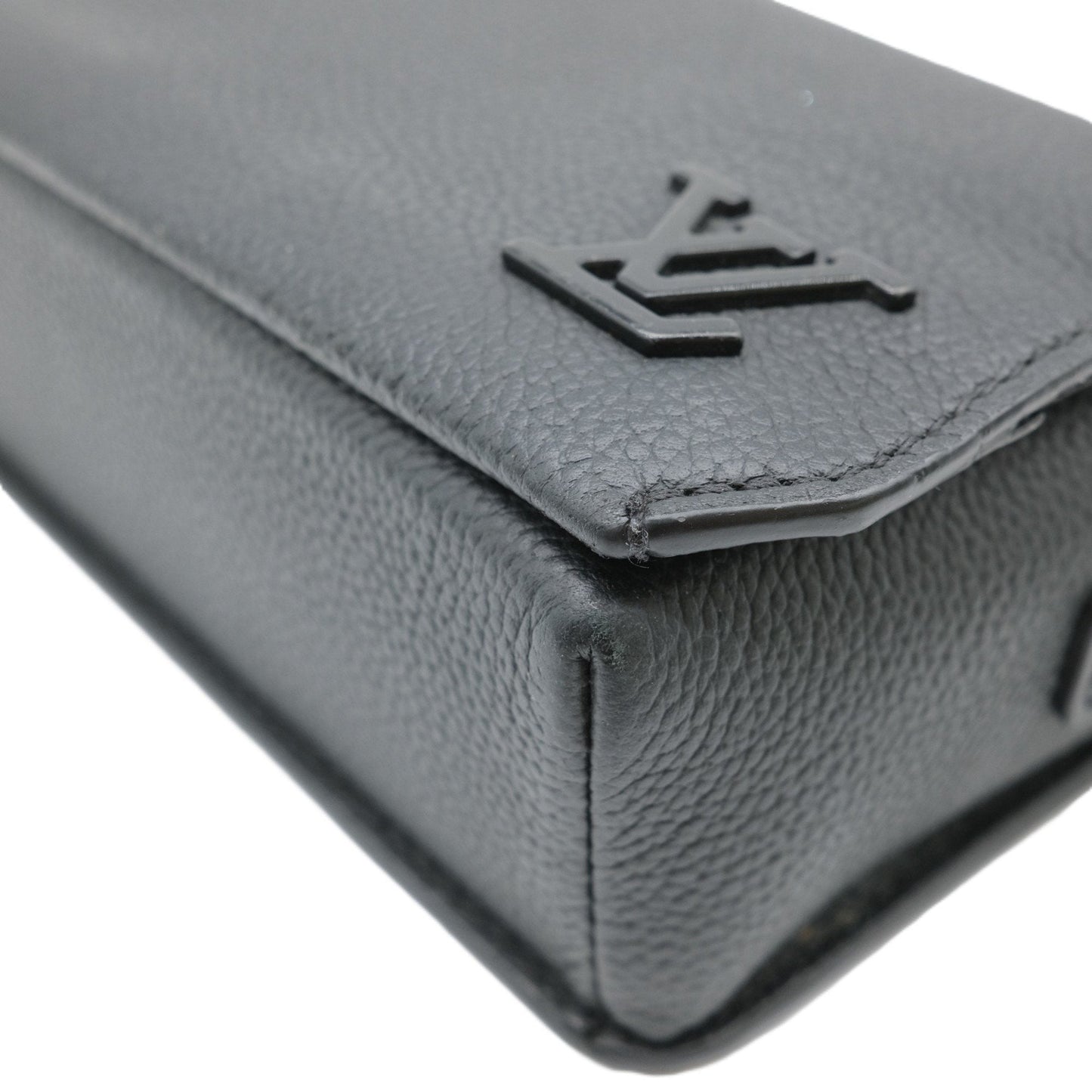 Louis Vuitton Black Leather Shoulder Bag