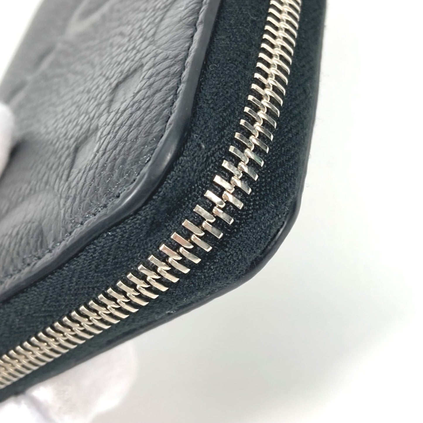 Gucci Black Leather Long Wallet (Bi-Fold)