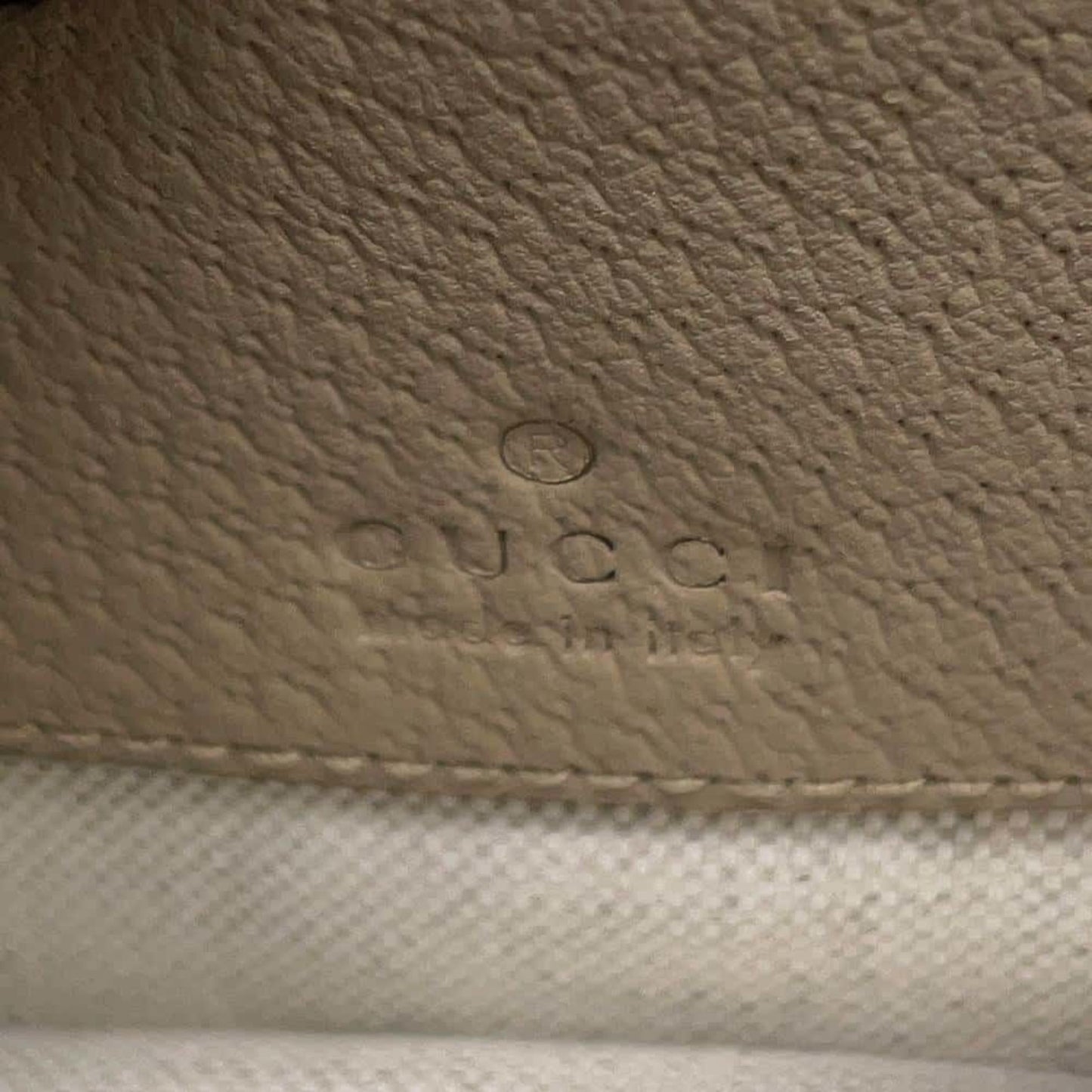 Gucci Beige Gg Supreme Leather Shoulder Bag