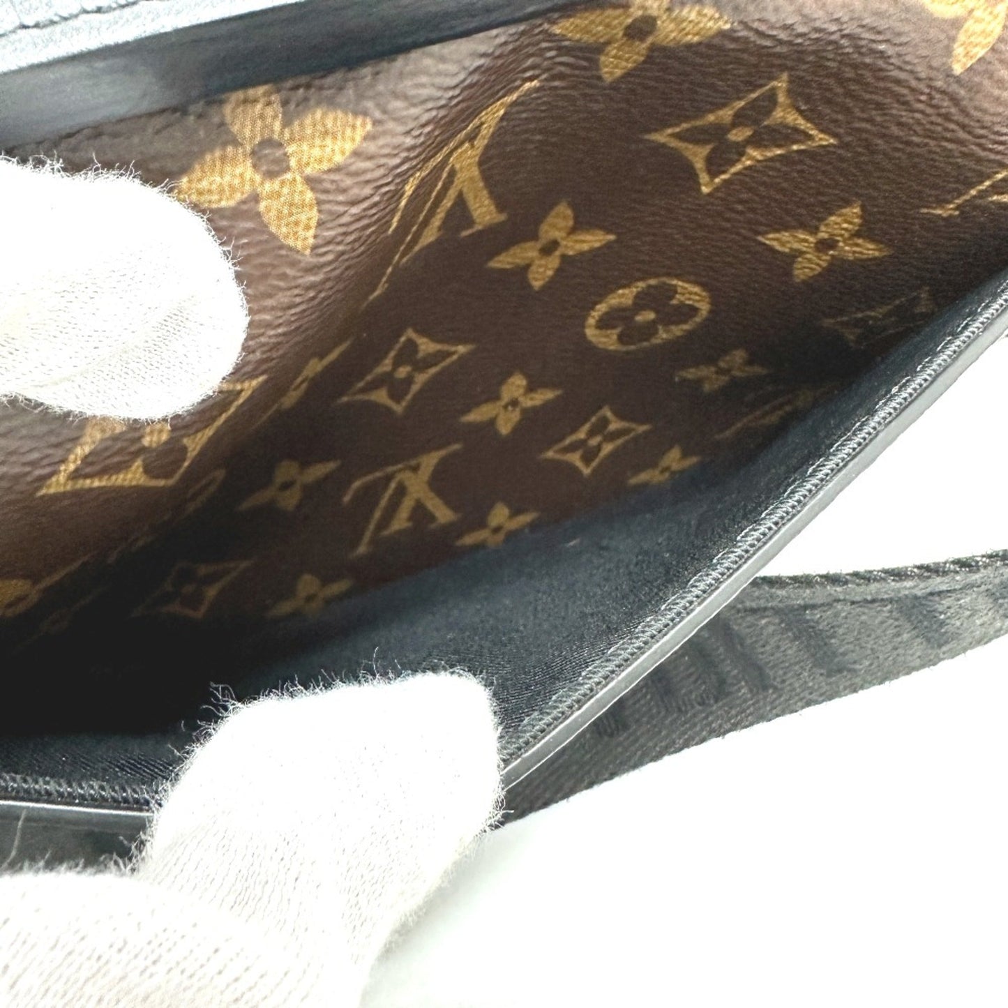 Louis Vuitton Brown Other Shoulder Bag