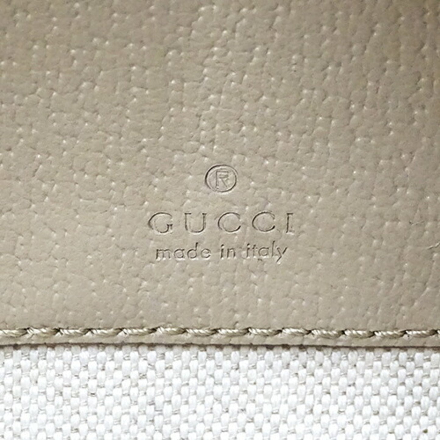 Gucci Beige Grayish Gg Supreme Canvas Handbag Shoulder Bag