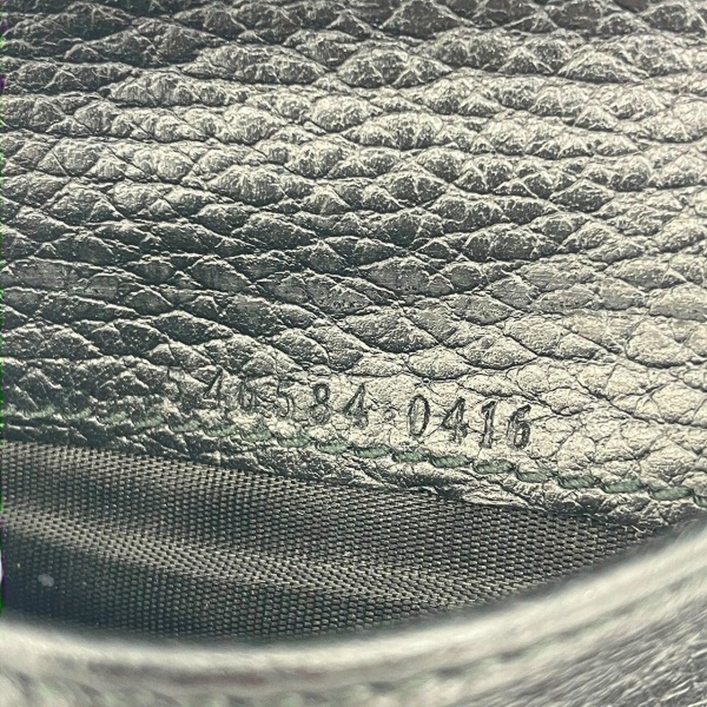 Gucci Black Leather Wallet (Tri-Fold)