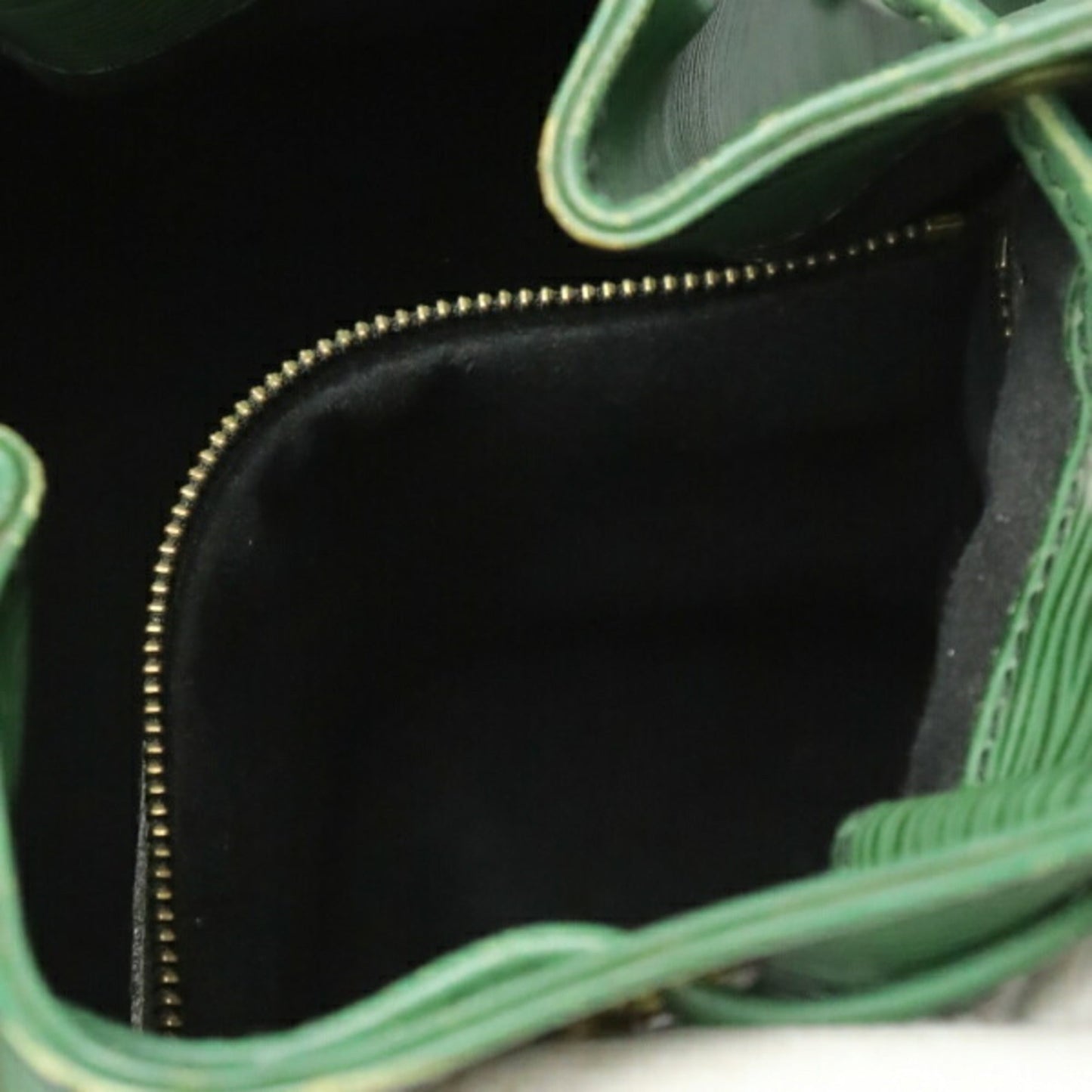 Louis Vuitton Borneo Green Epi Leather Shoulder Bag