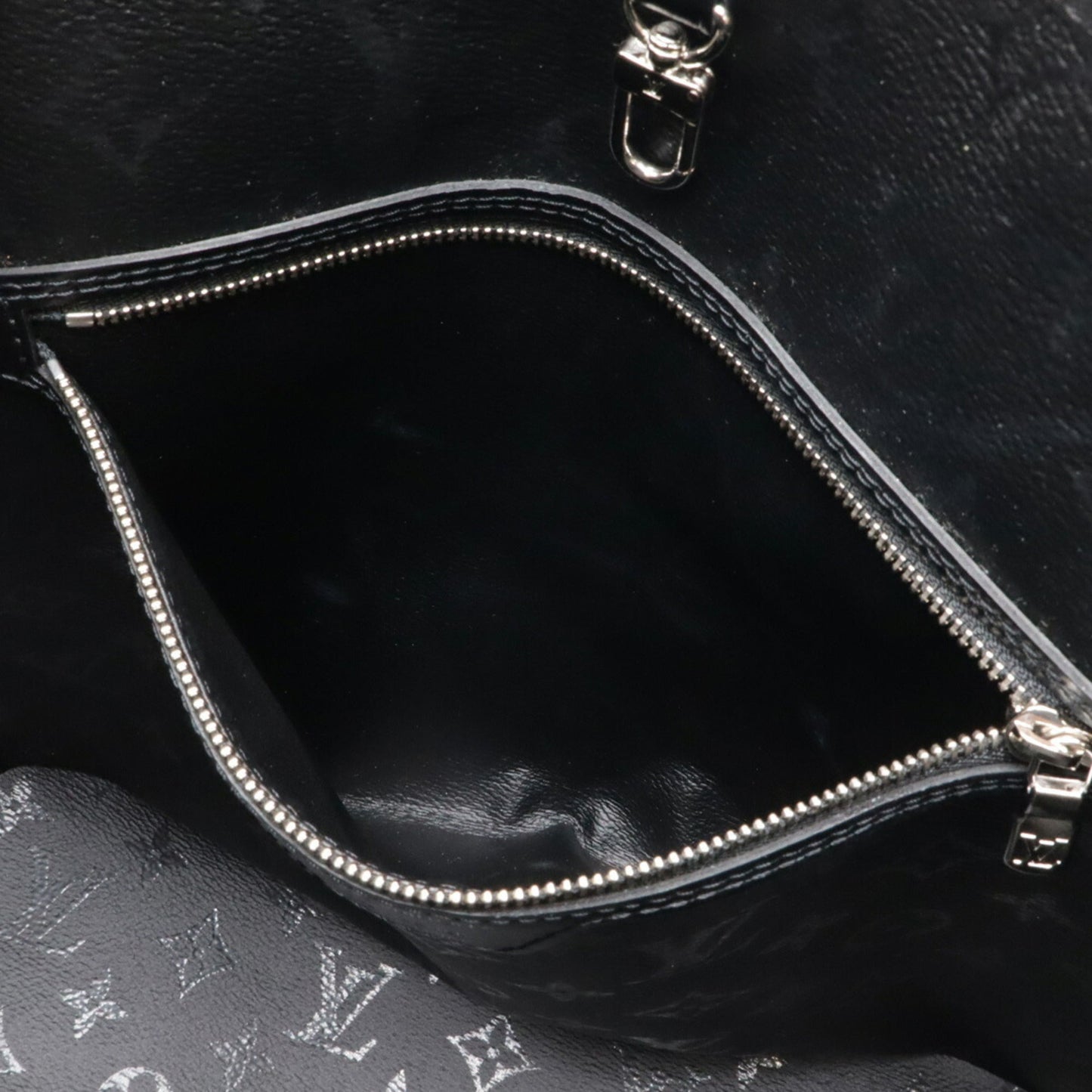 Louis Vuitton Black Monogram White Monogram Pouch Shoulder Bag Tote Bag