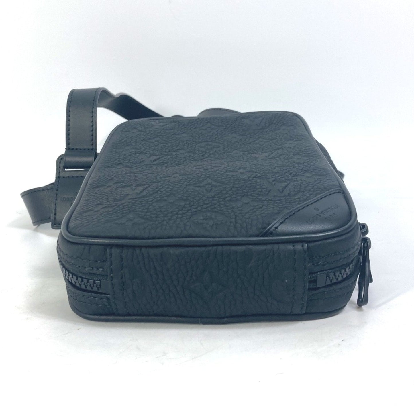 Louis Vuitton Black Leather Shoulder Bag