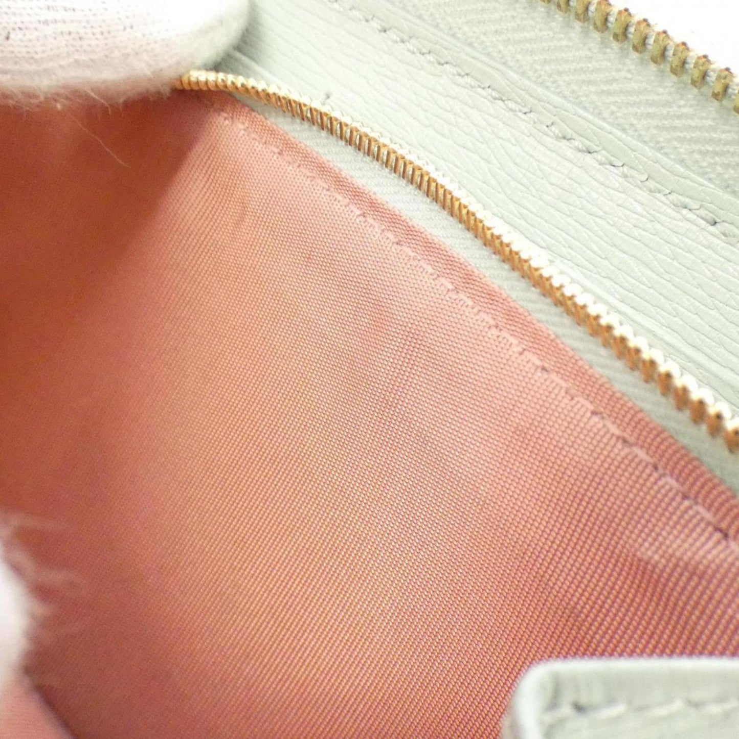 Gucci Pale Green Leather Long Wallet (Bi-Fold)