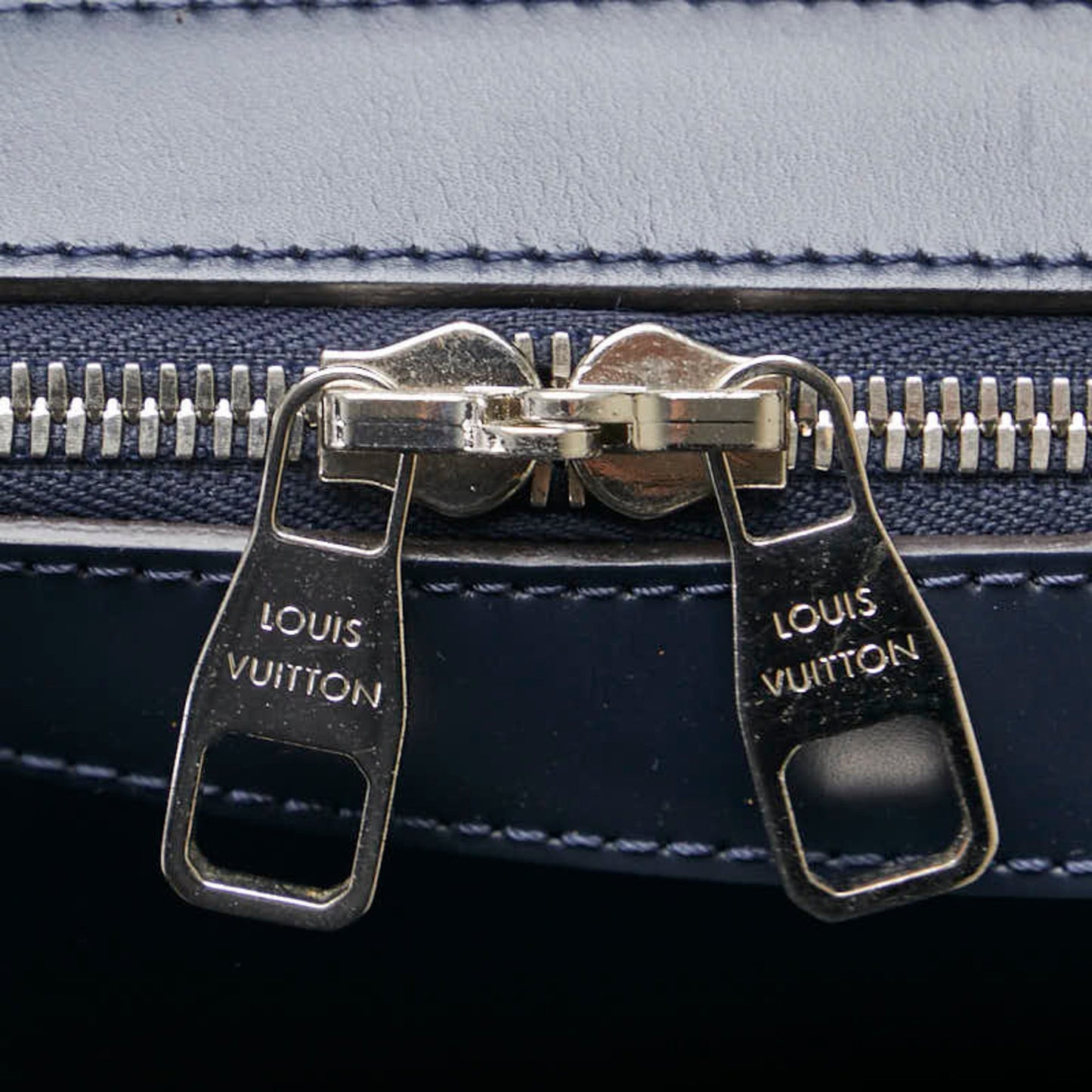 Louis Vuitton Navy Navy Blue Leather Shoulder Bag