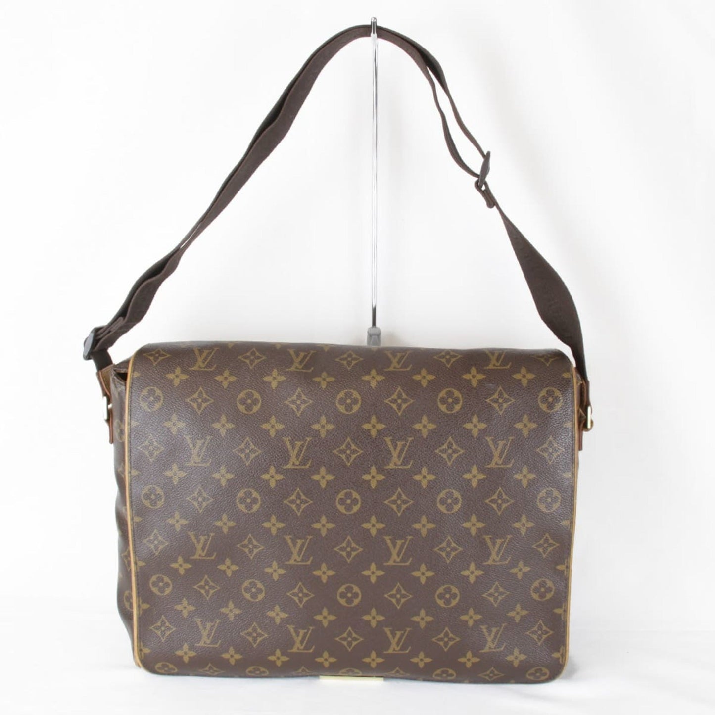 Louis Vuitton Monogram Monogram Shoulder Bag ()