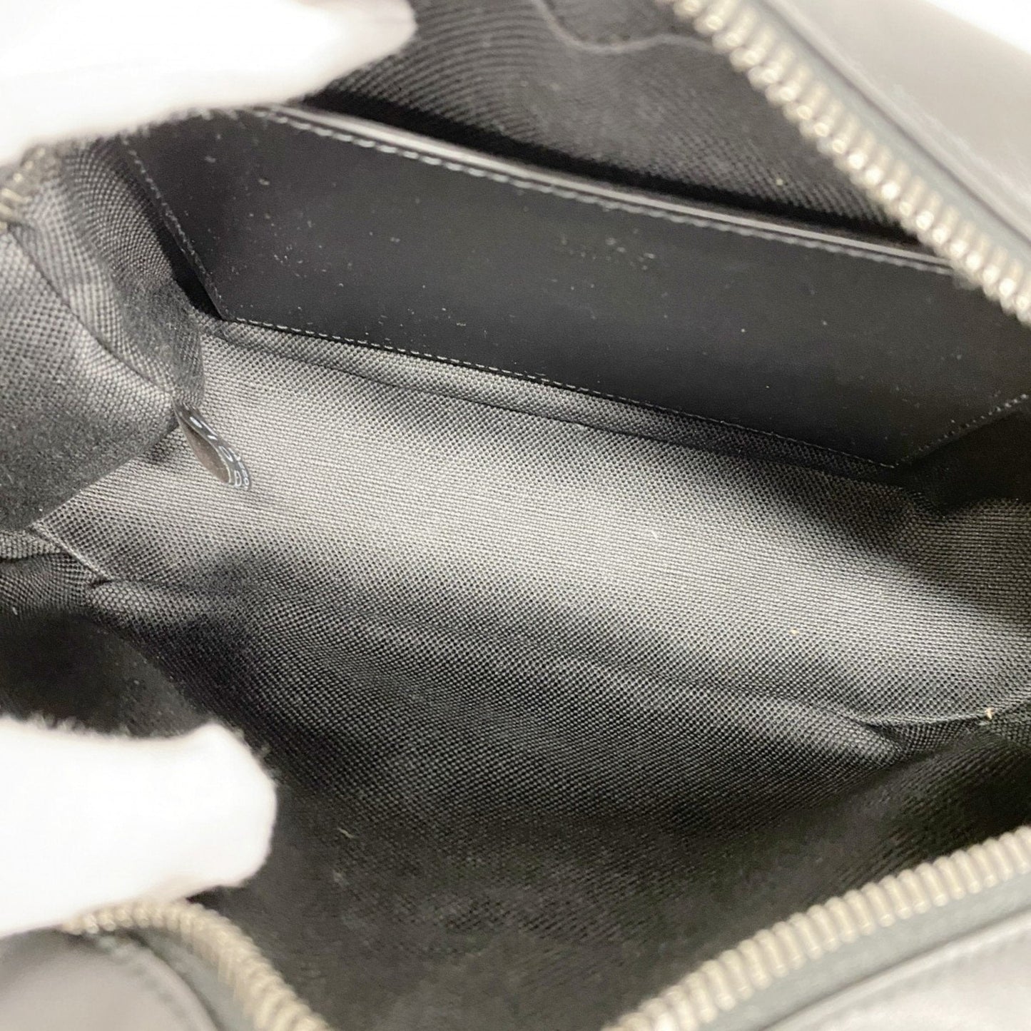 Gucci Black Leather Shoulder Bag