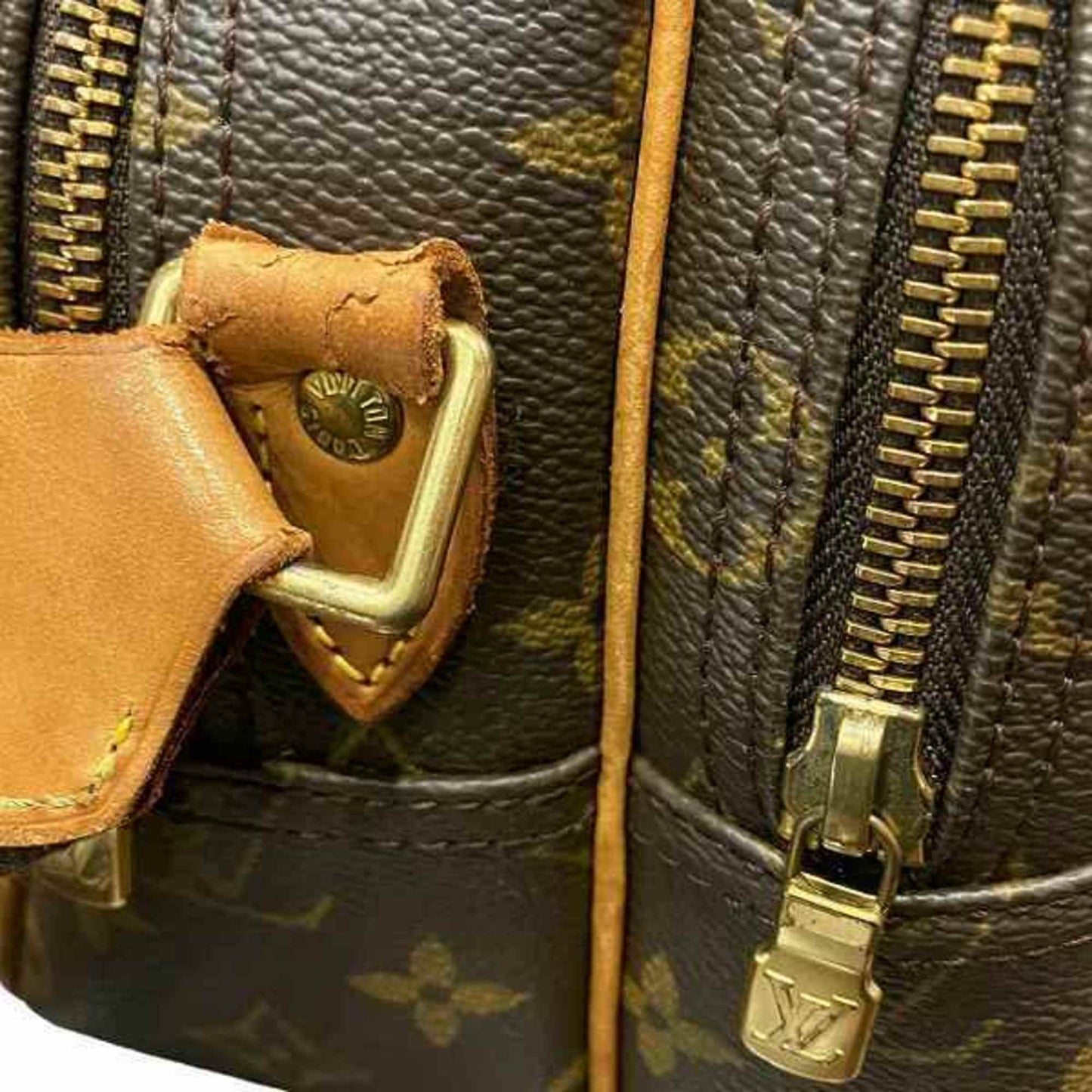 Louis Vuitton Monogram Monogram Shoulder Bag