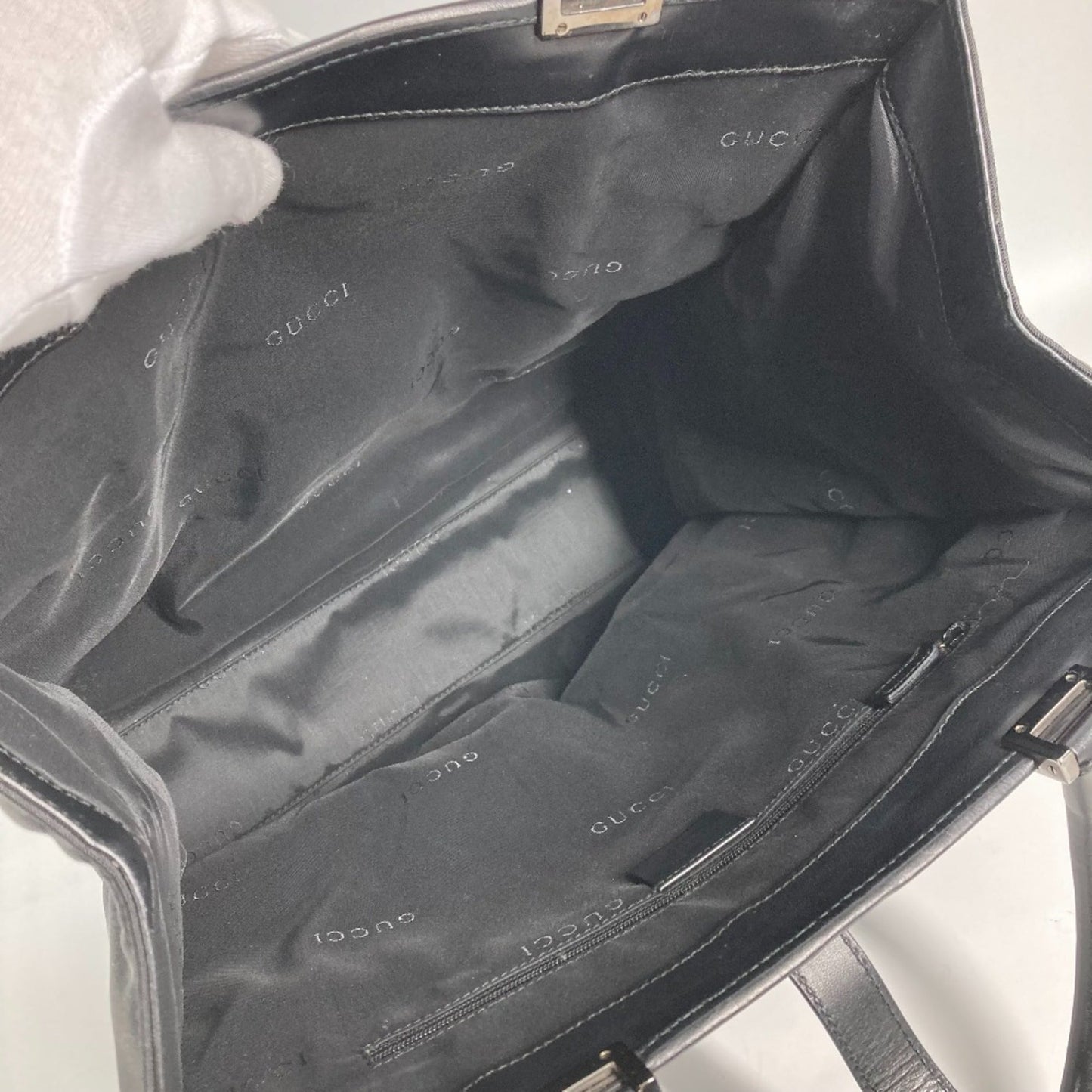 Gucci Black Leather Shoulder Bag