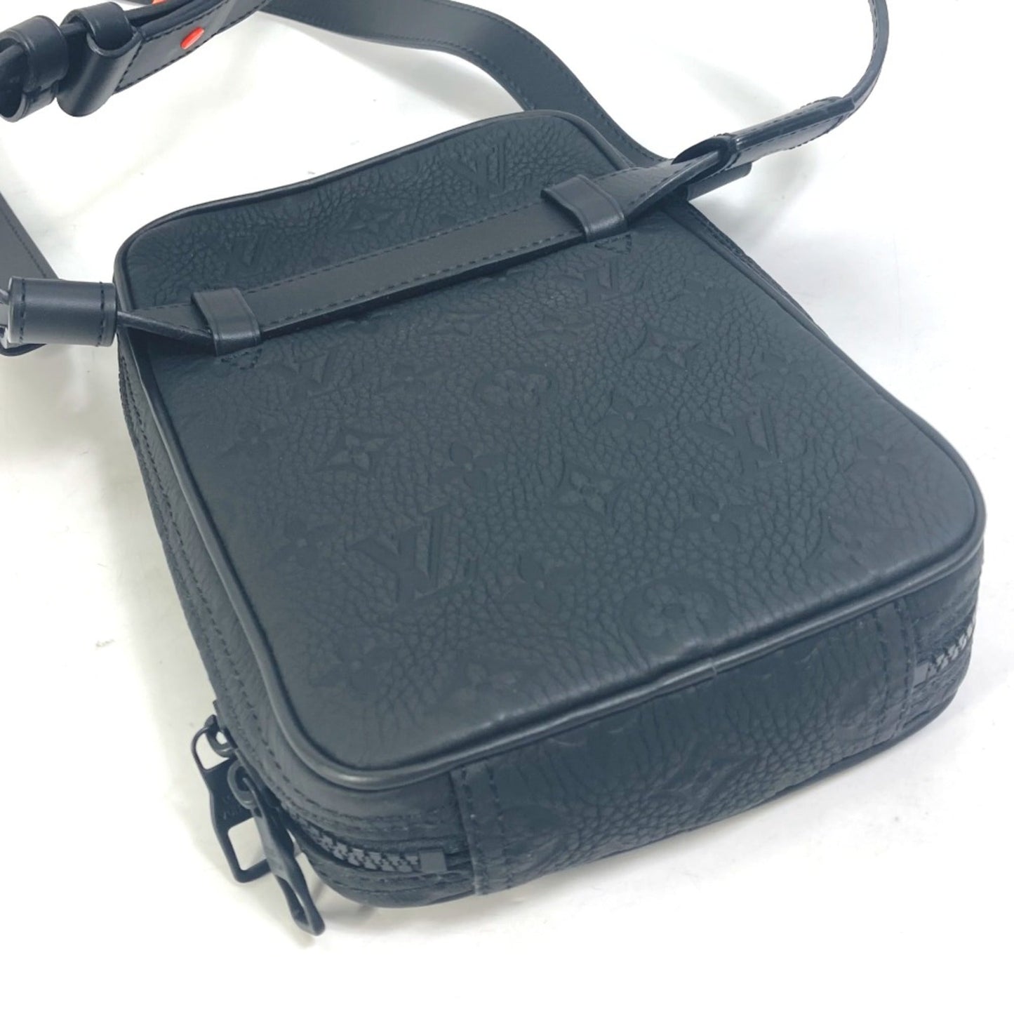 Louis Vuitton Black Leather Shoulder Bag