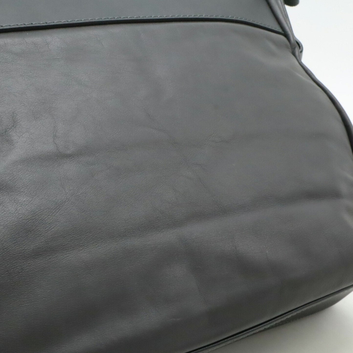 Louis Vuitton Gray Leather Shoulder Bag