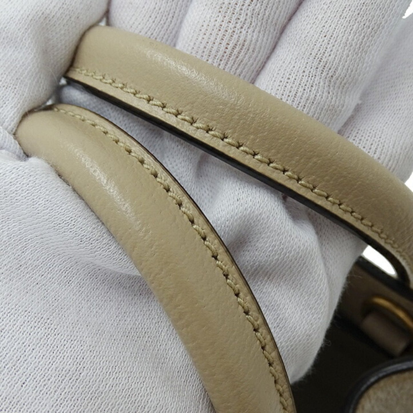 Gucci Beige Grayish Gg Supreme Canvas Handbag Shoulder Bag