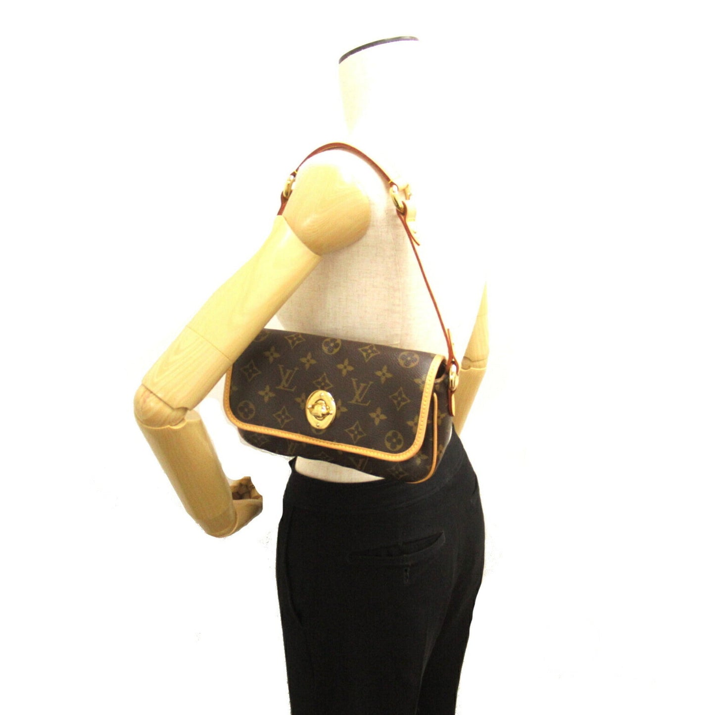 Louis Vuitton Brown Monogram Coated Canvas Shoulder Bag