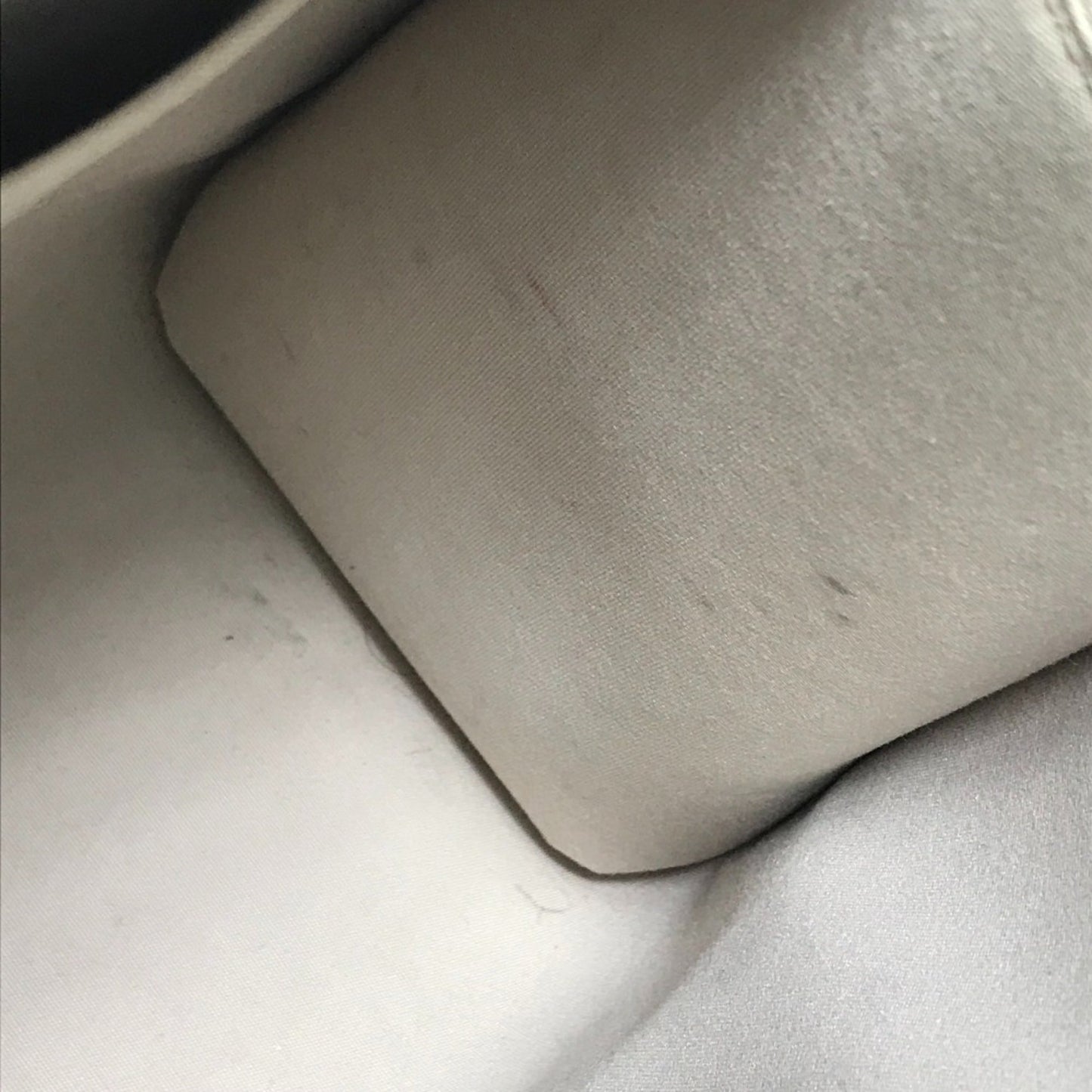 Louis Vuitton White Leather Shoulder Bag