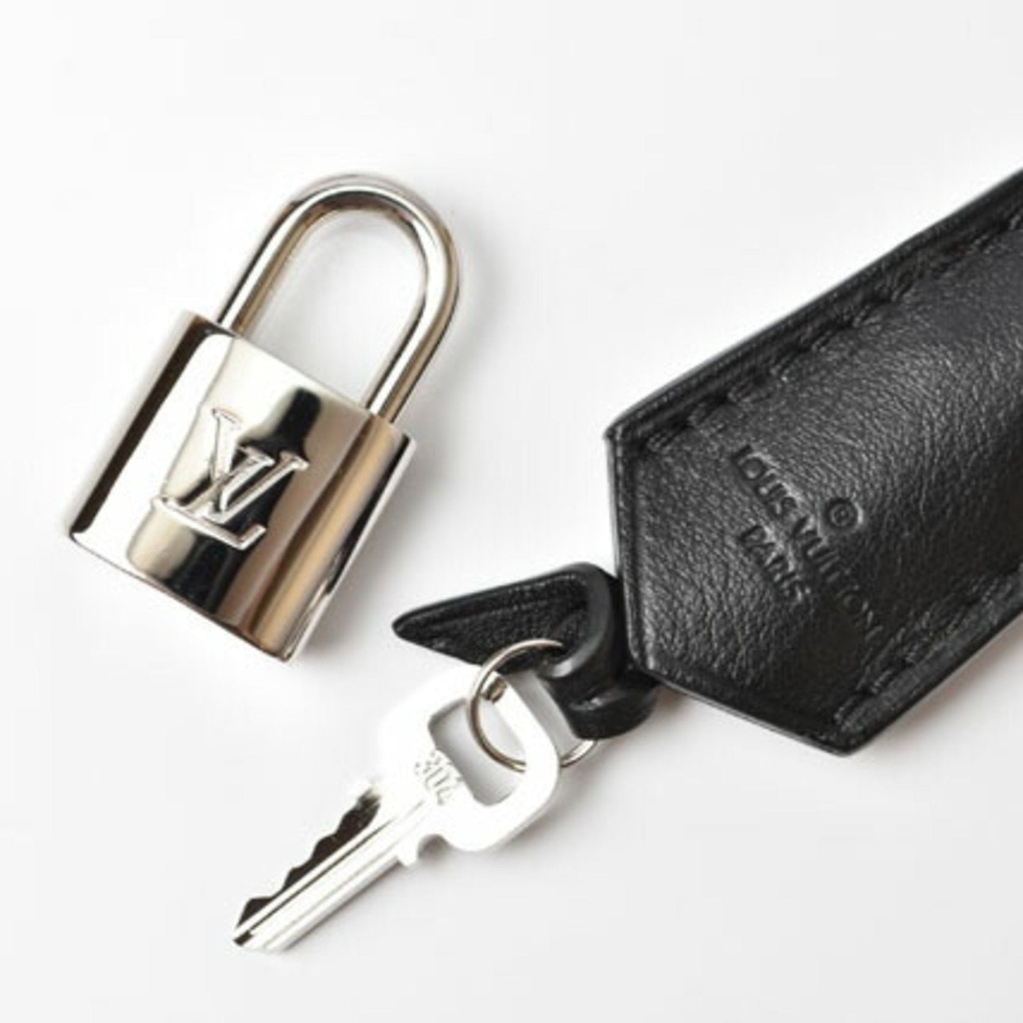 Louis Vuitton Monogram Antheia Black Silver Leather Handbag Shoulder Bag