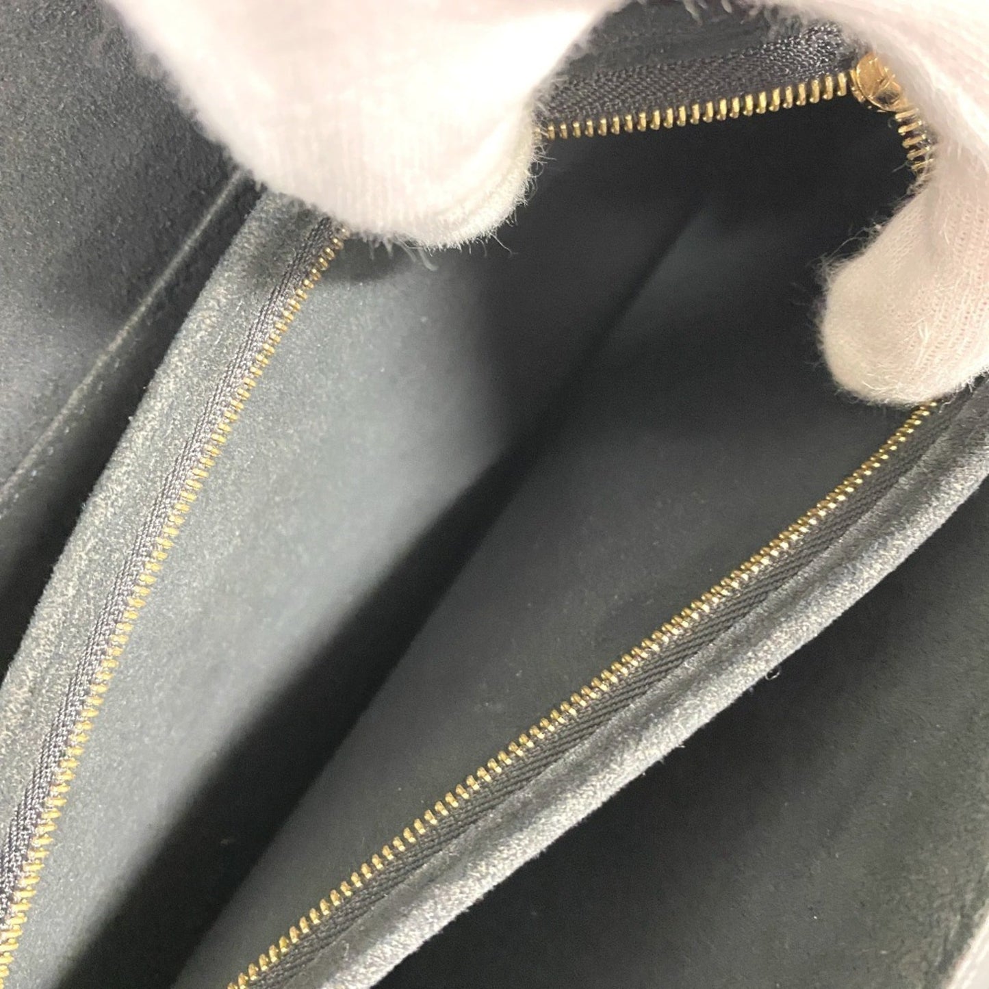 Louis Vuitton Black Gold Leather Shoulder Bag