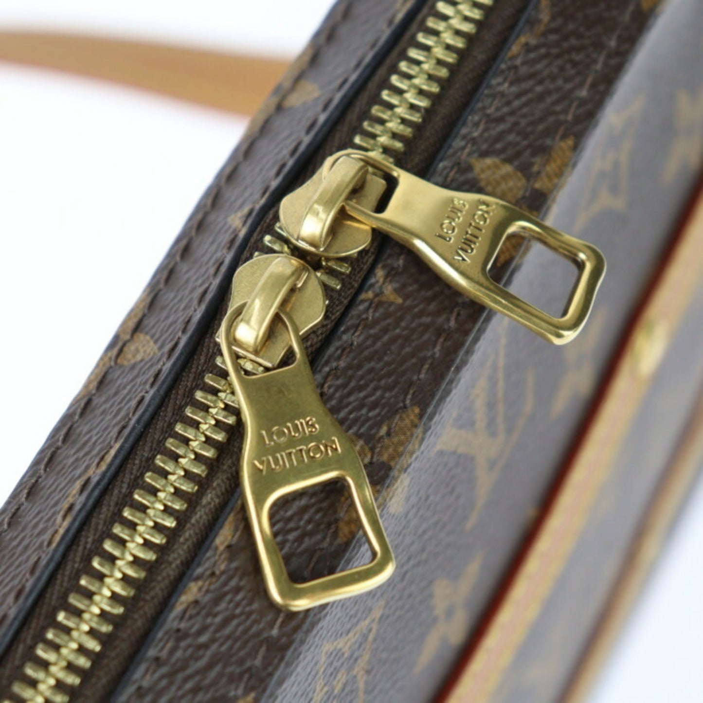 Louis Vuitton Monogram Brown Monogram Monogram Leather Shoulder Bag