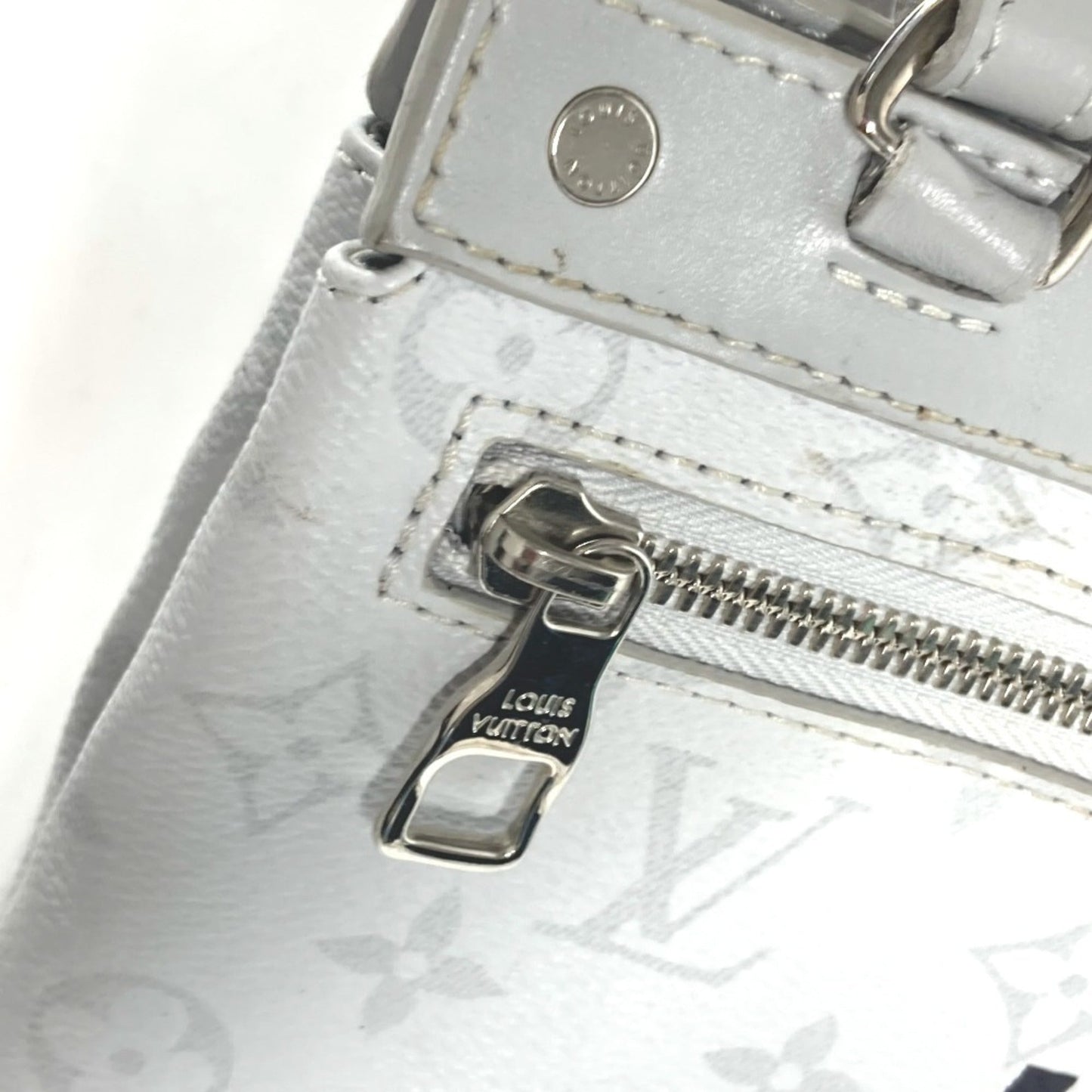 Louis Vuitton White Monogram Shoulder Bag Tote Bag