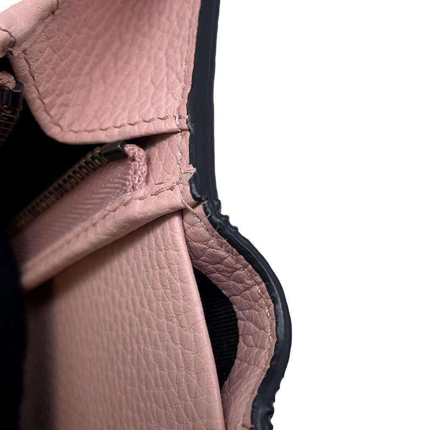 Gucci Pink Leather Wallet (Bi-Fold)