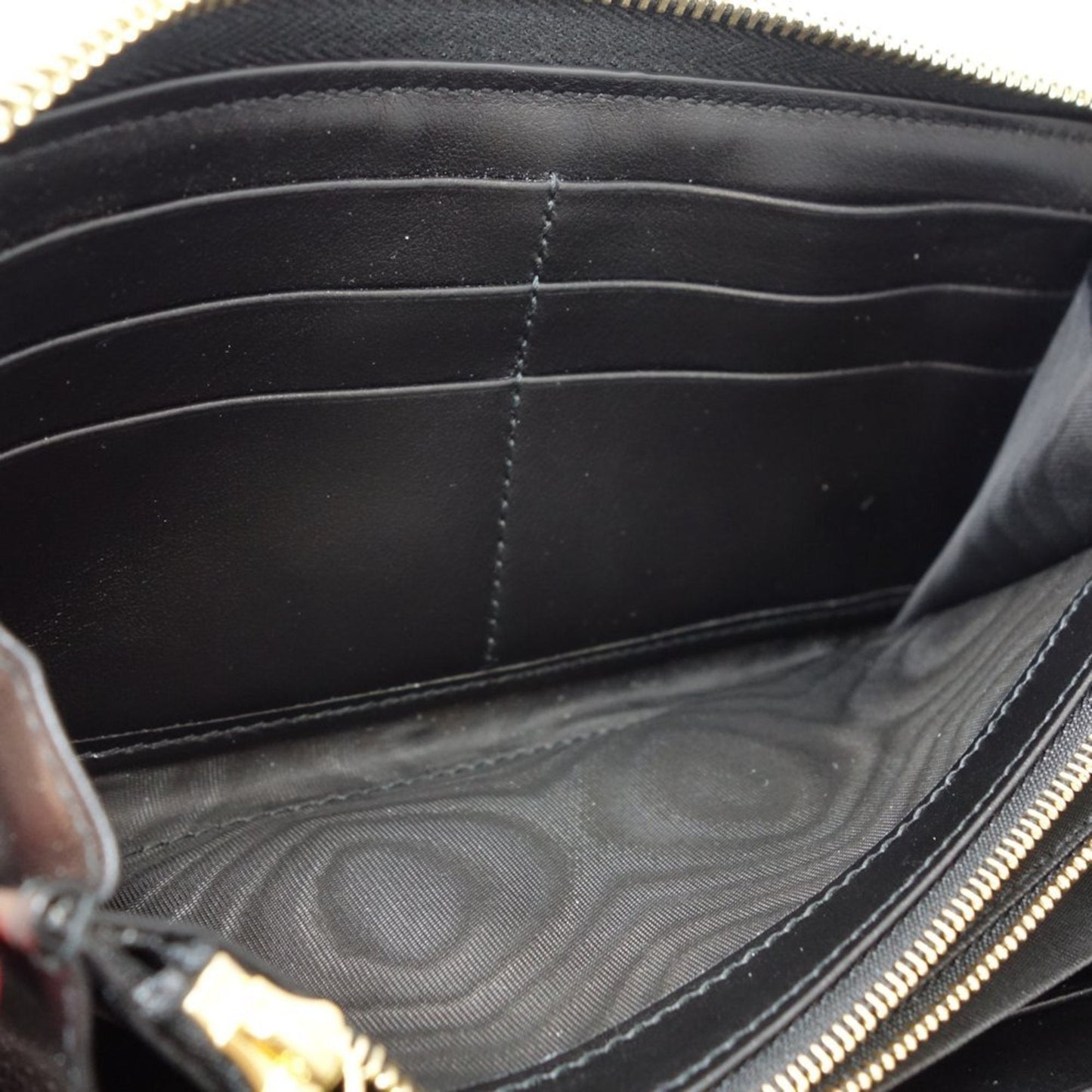 Gucci Black Leather Long Wallet (Bi-Fold)